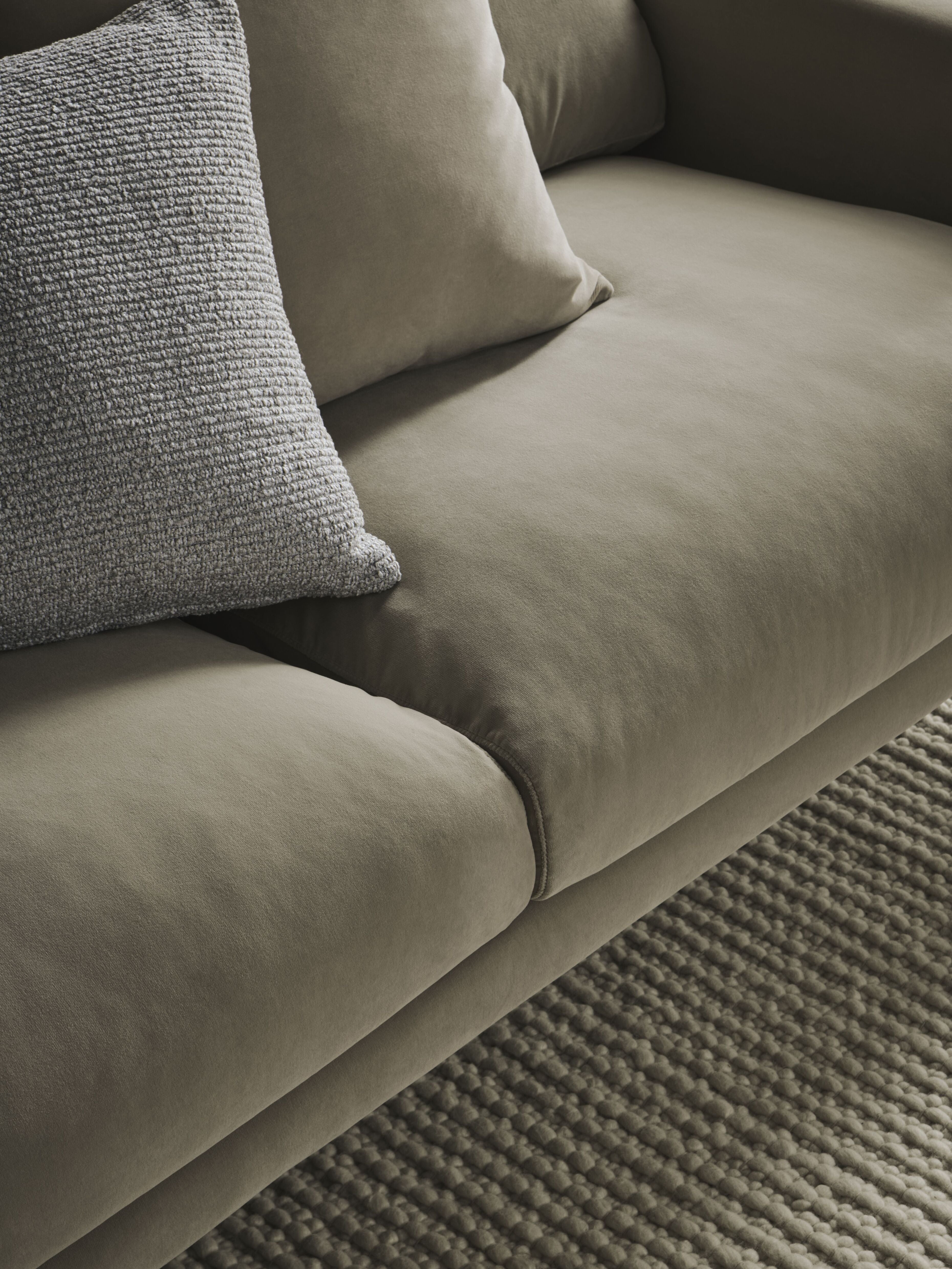 Sofa 4-osobowa VENEDA SLIM szara stalowa podstawa