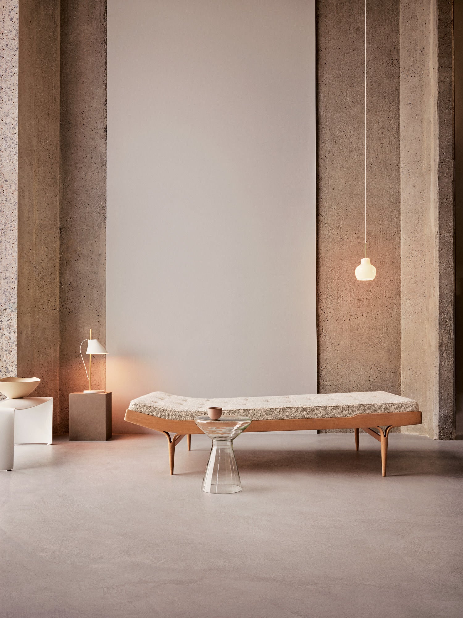 Lampa wisząca VL RING CROWN 1 biały z mosiężnym wykończeniem