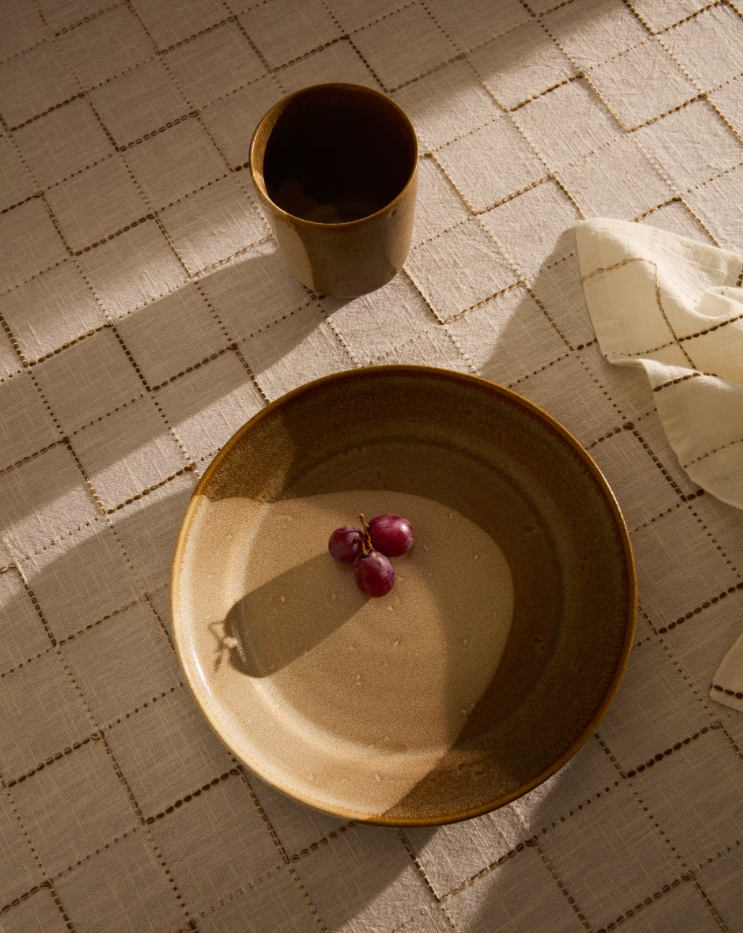 NAGOLI Flat Plate Brown Ceramic