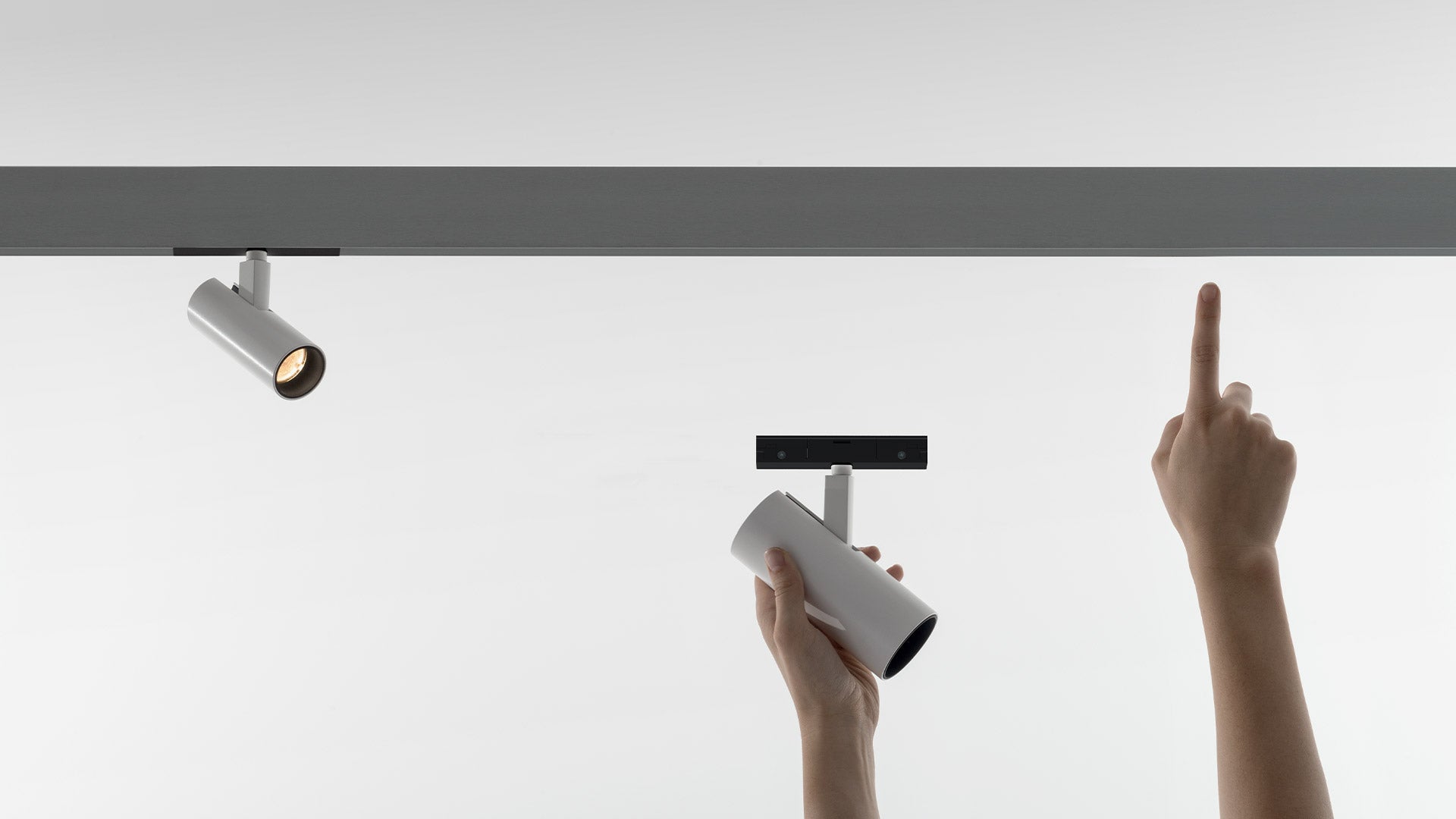 Szynoprzewód ARTEMIDE A.24 biały