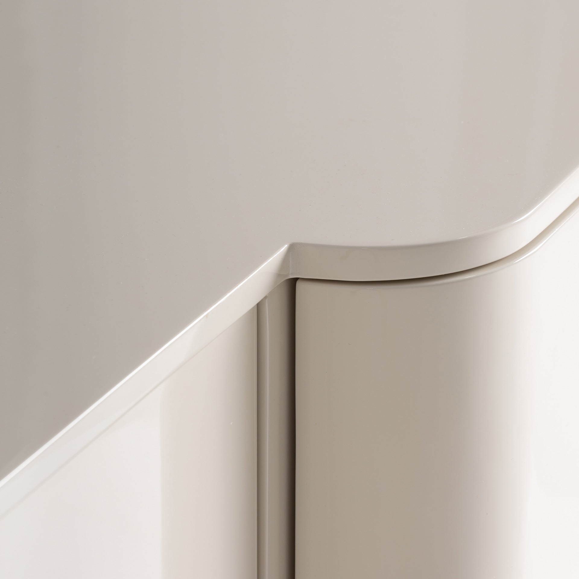 HATON Chest of Drawers Broken White