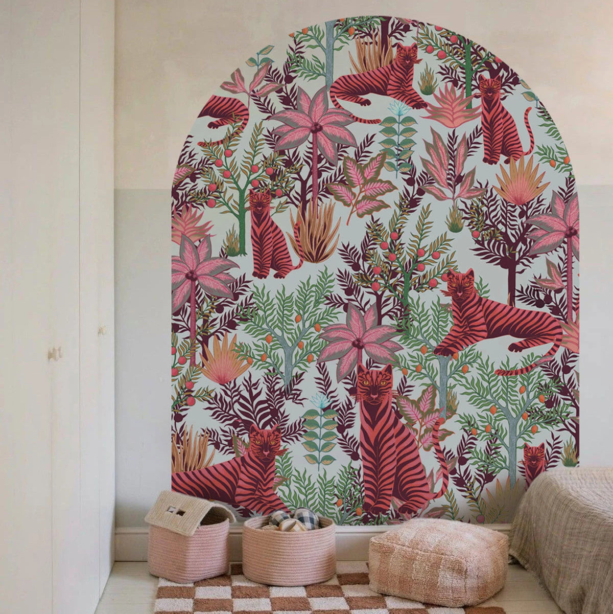 Arch-shaped mural with animal motif GOLD TIGERS PINK pink