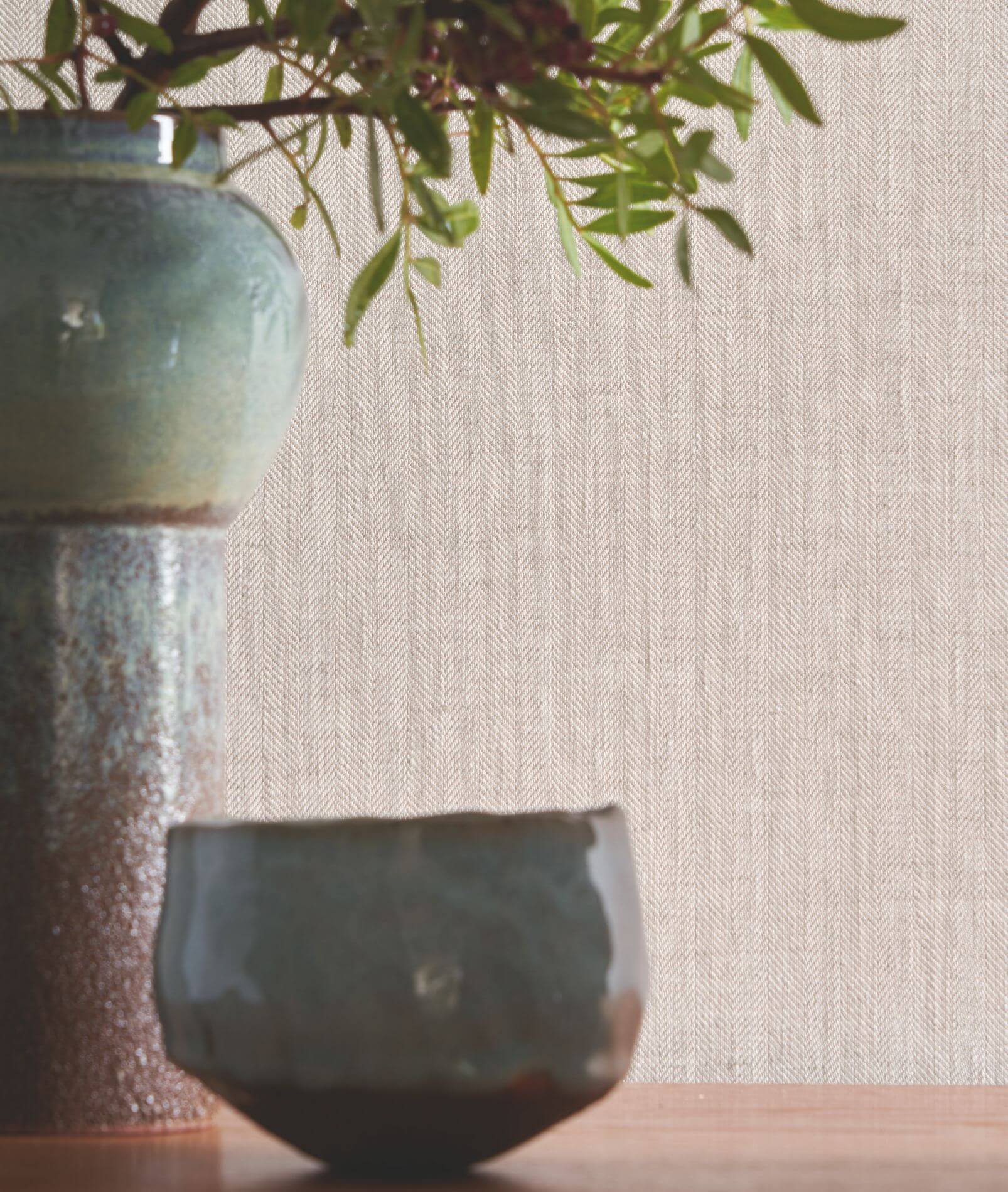 Strukturierte Textiltapete im Fischgrätmuster ELFE - IVORY Elfenbein