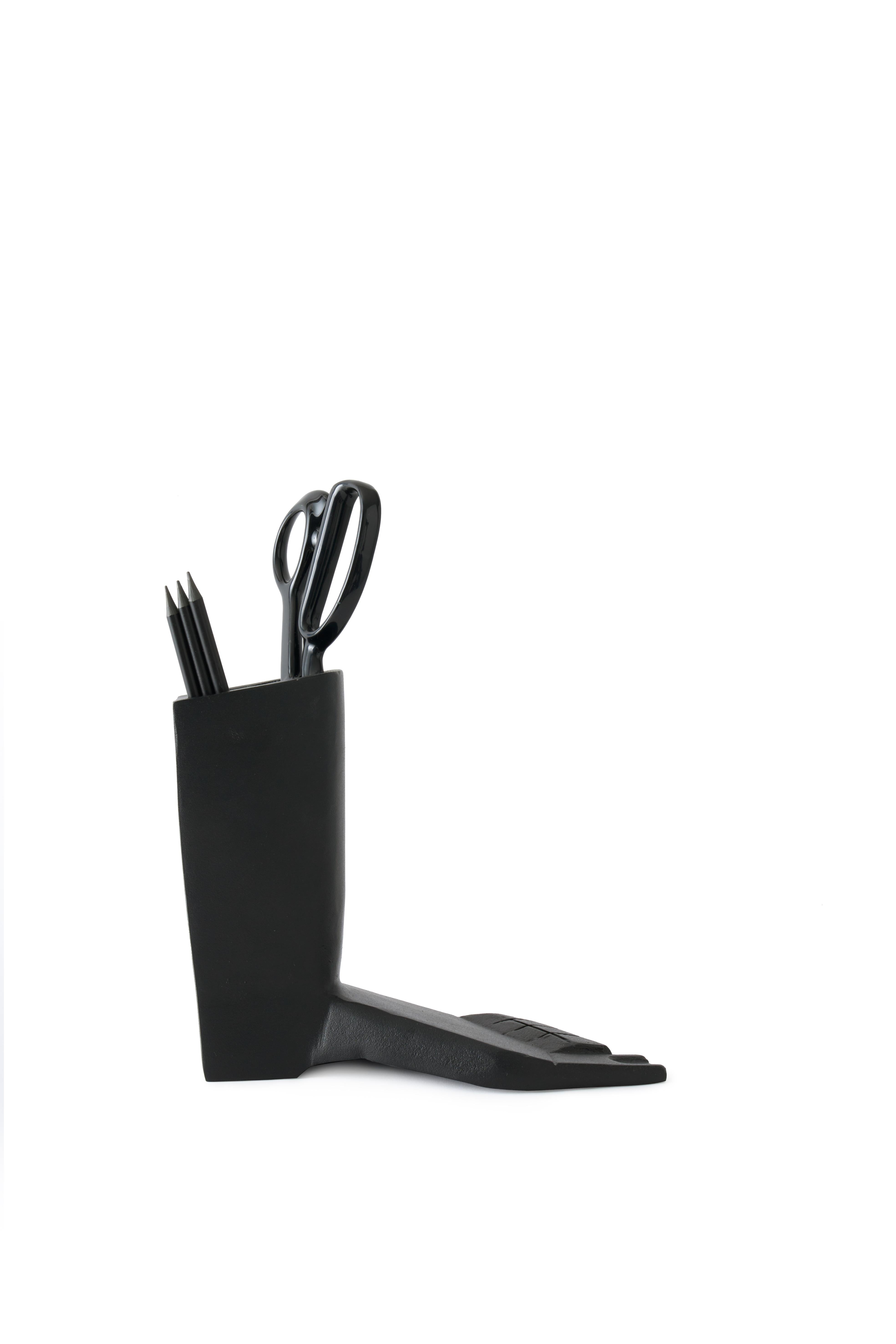 Dekoration CAST FOOT schwarz
