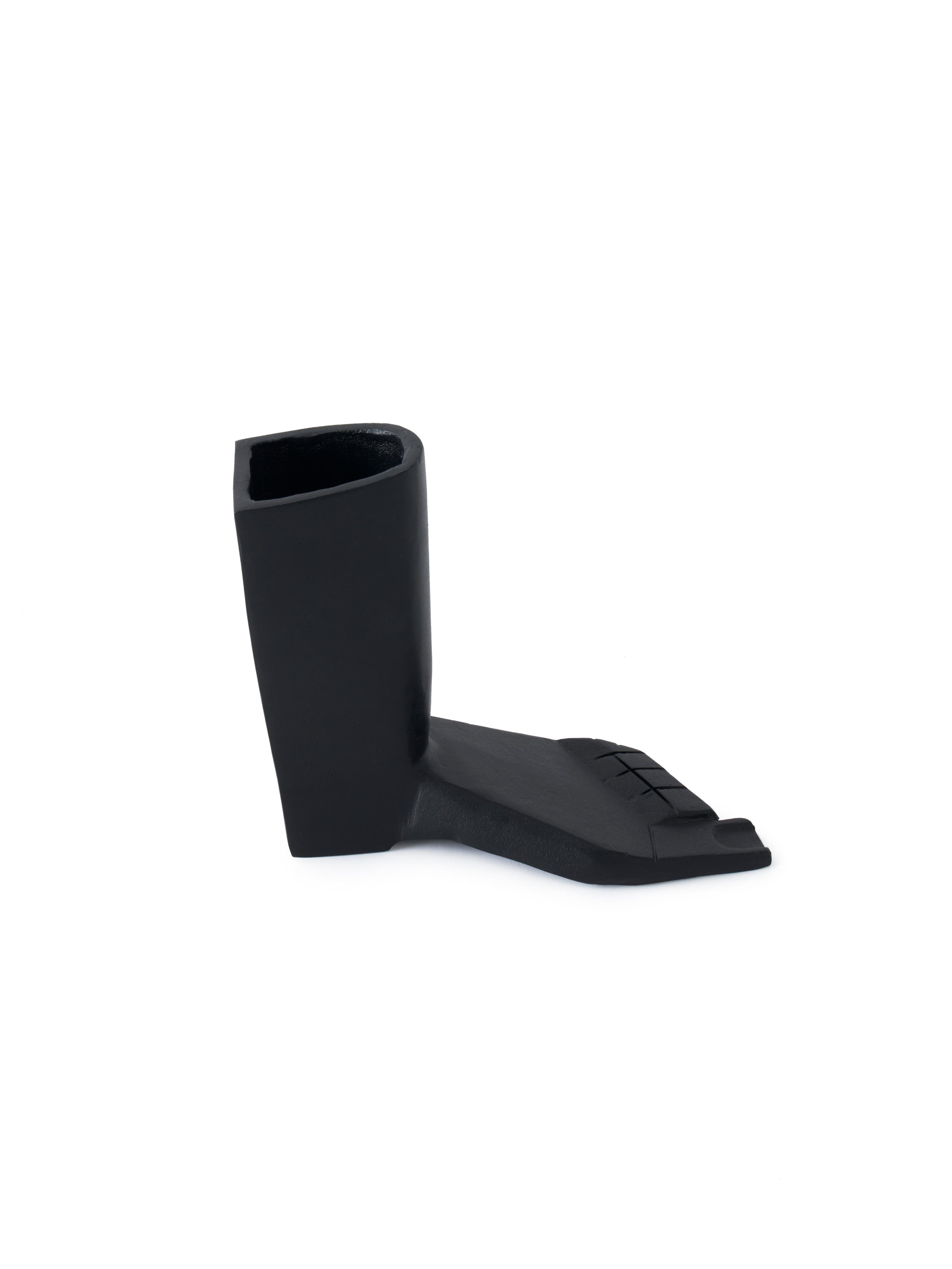 Dekoration CAST FOOT schwarz