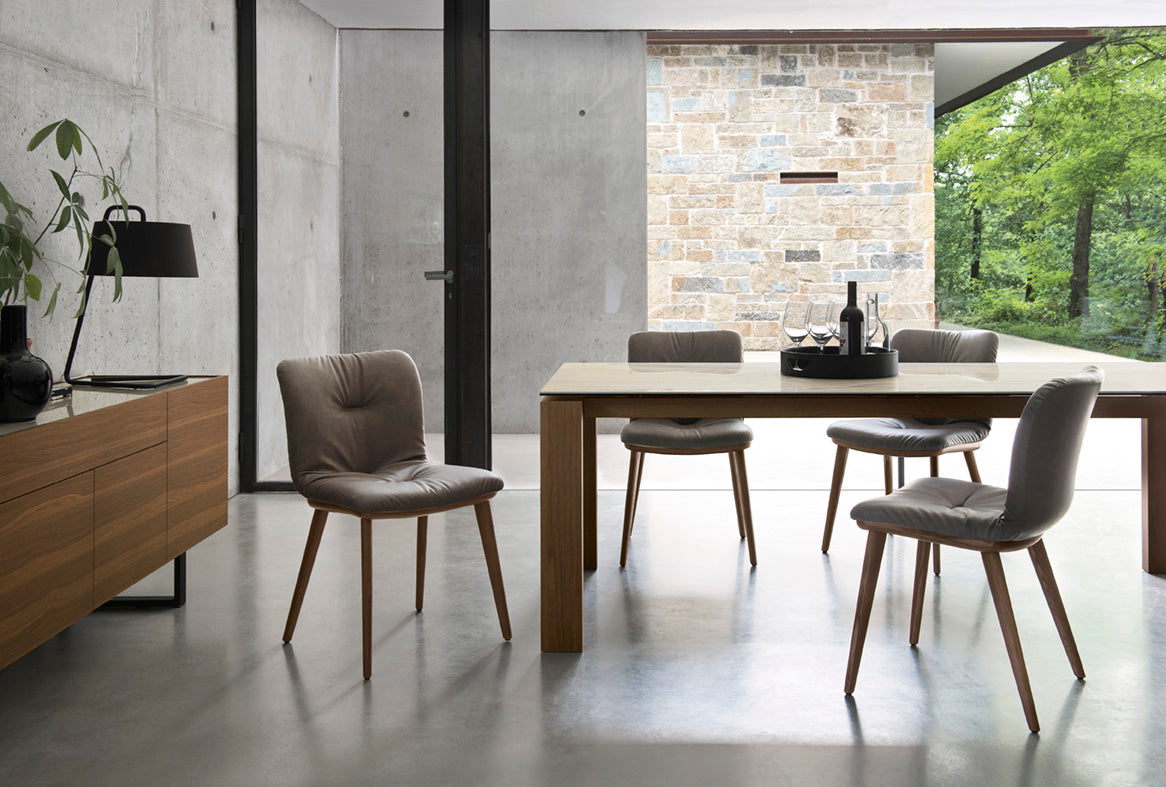 Extendable table OMNIA walnut wood