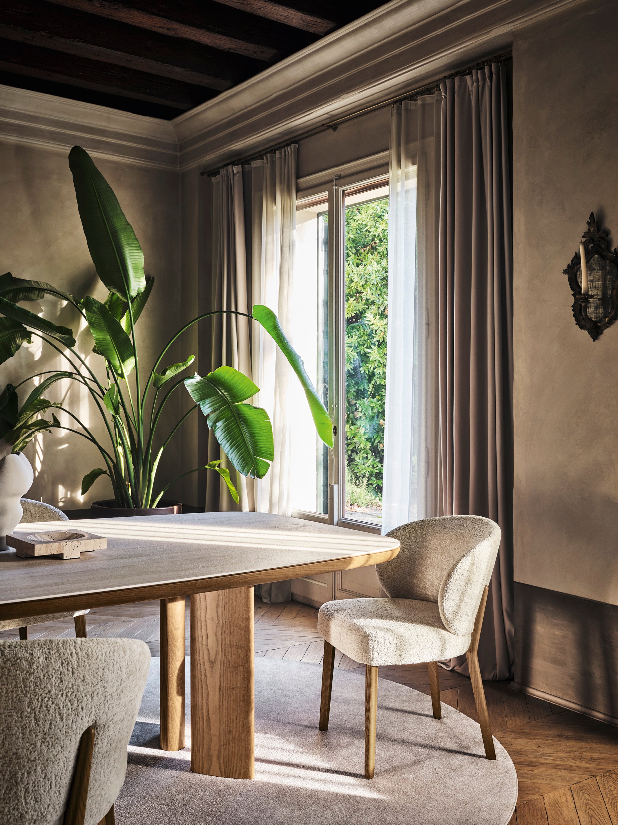 Upholstered MARA Chair with Walnut Base