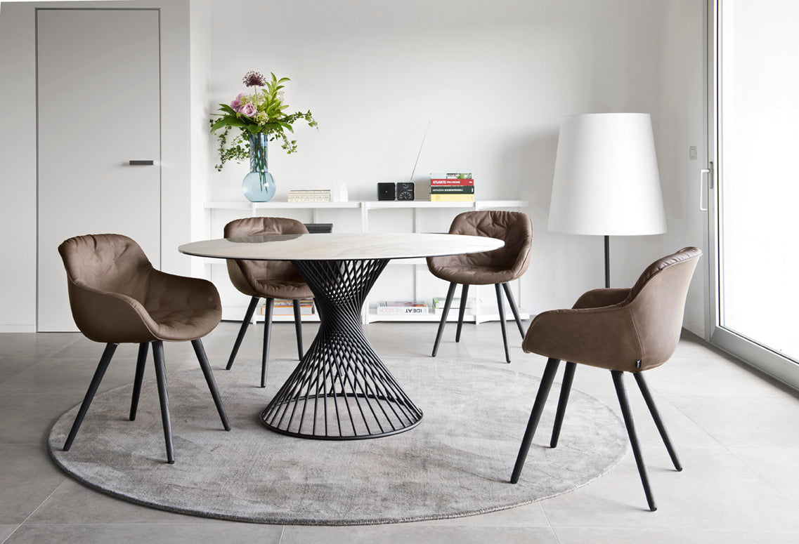 Round Table VORTEX white top with black base