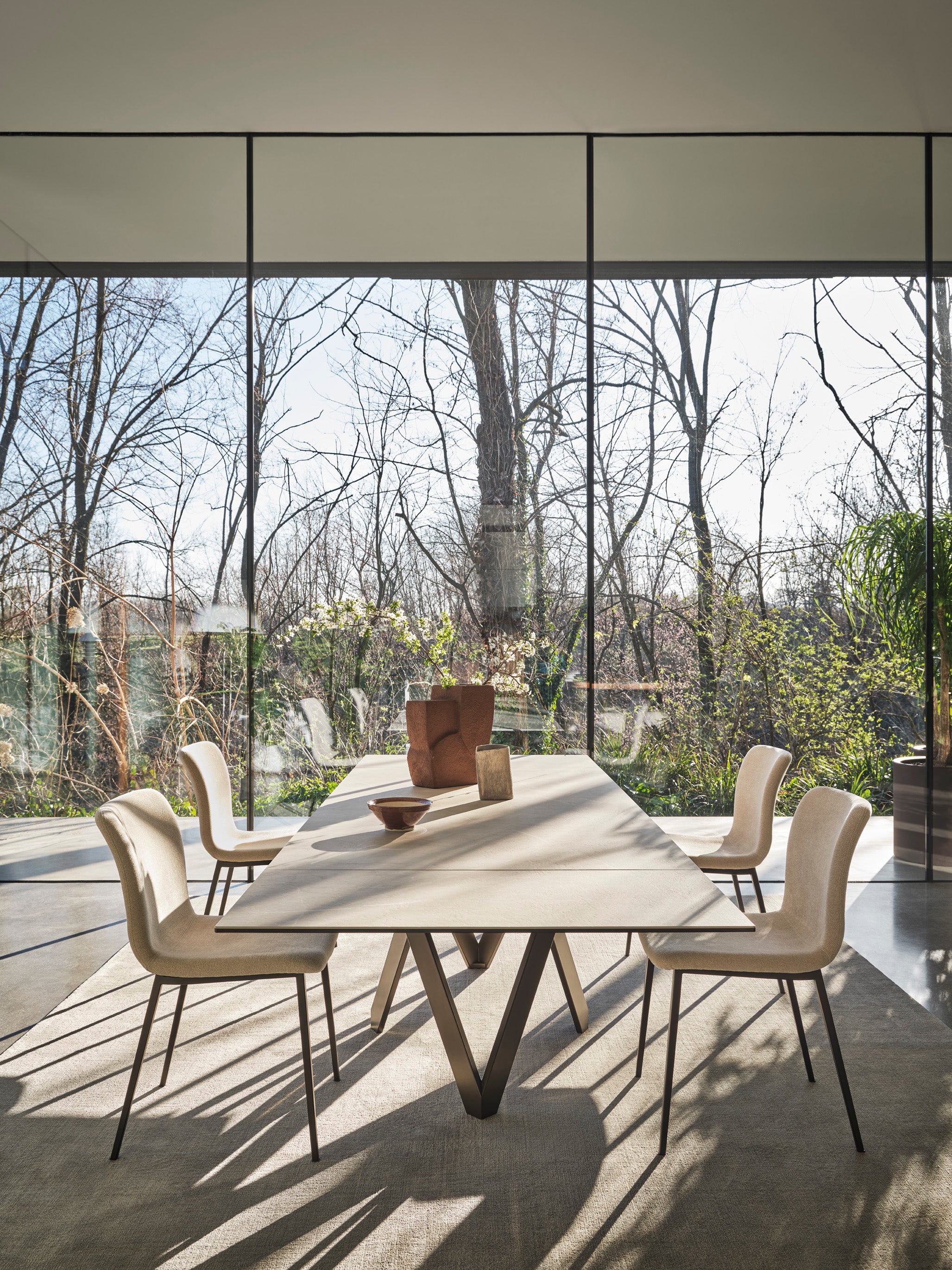 Polsterstuhl ANNIE mit braunem Metallgestell