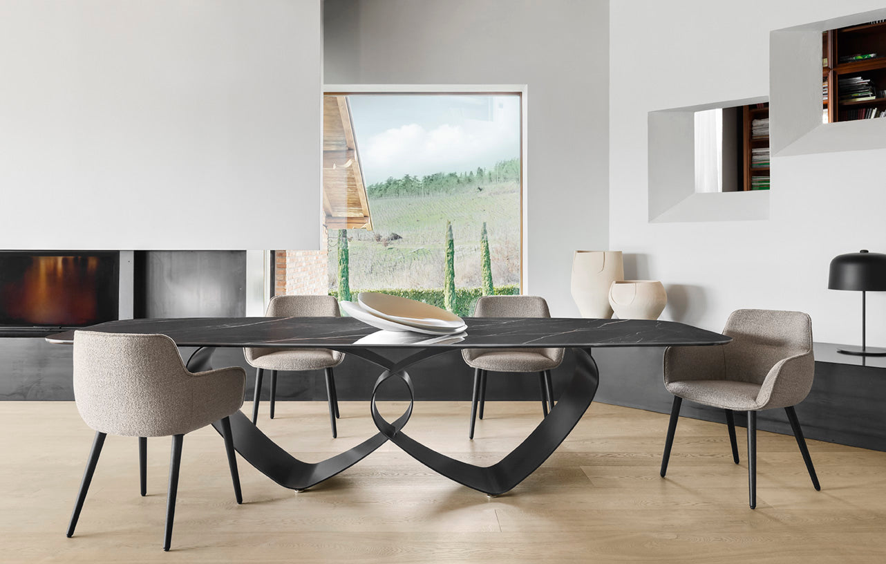 Tisch BREEZE mit weißer Platte und schwarzem Gestell