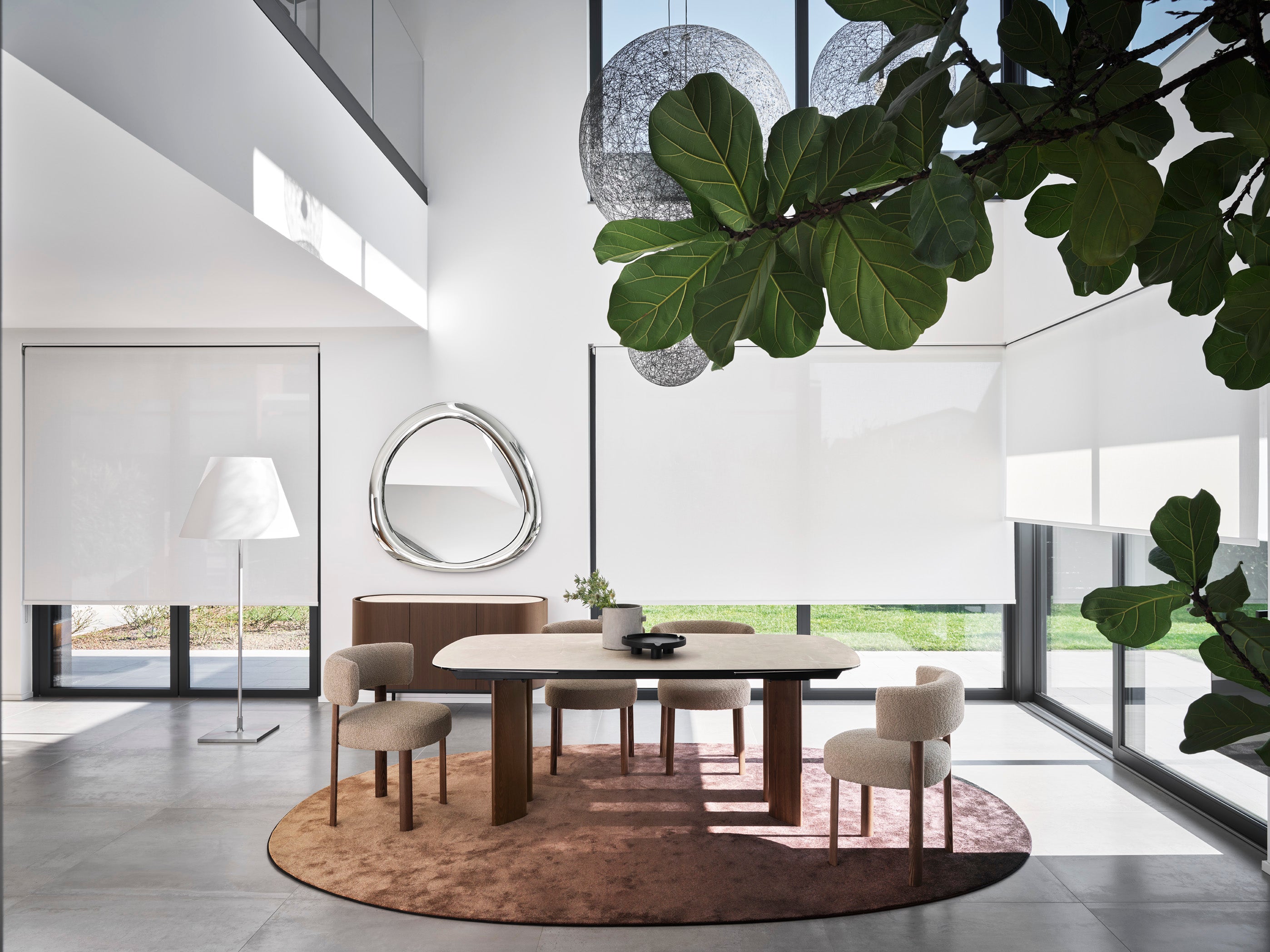 Stół rozkładany SANDY beżowy blat z ciemną drewnianą podstawą