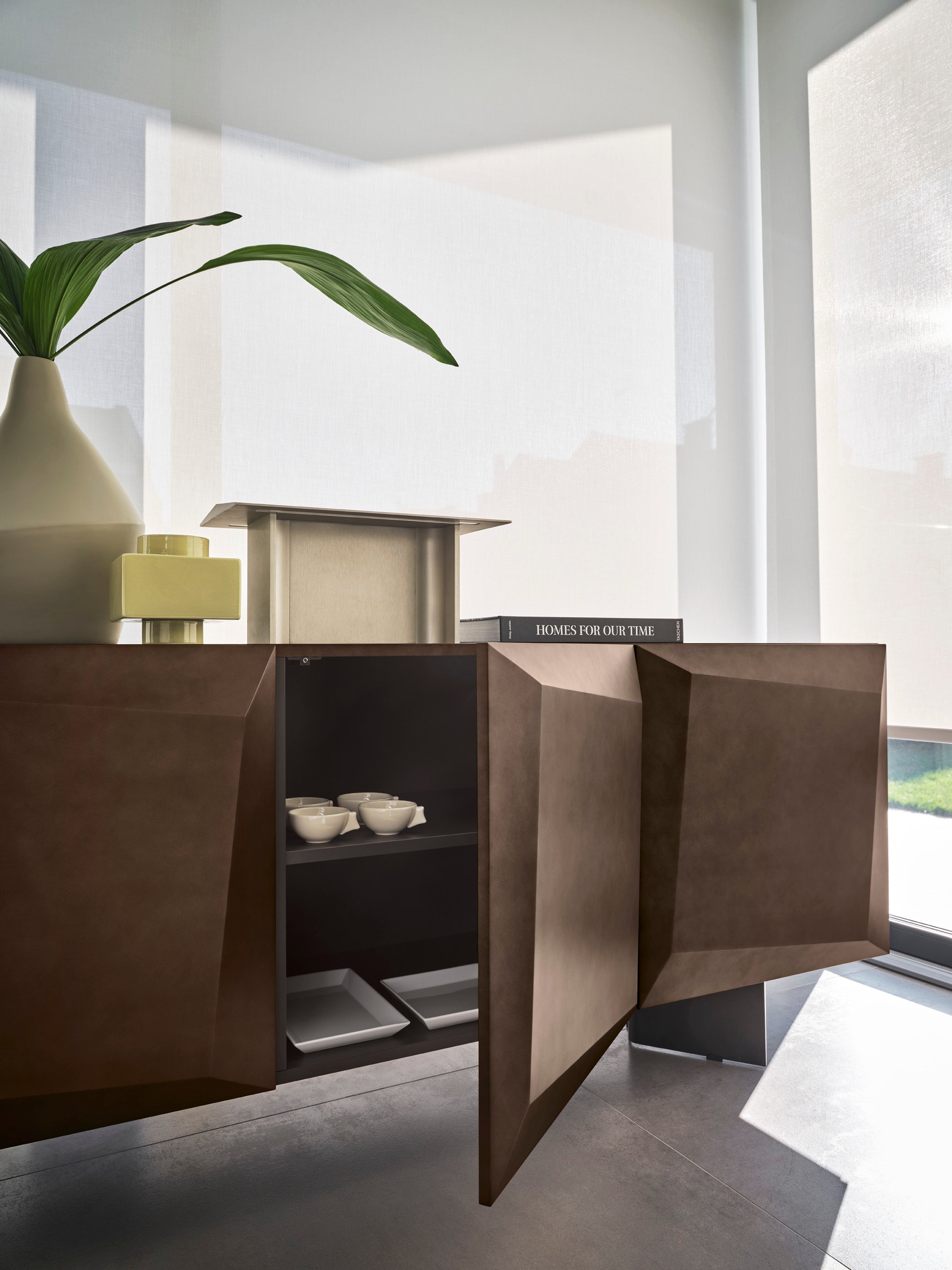 Kommode ALTEREGO gebürstet beige