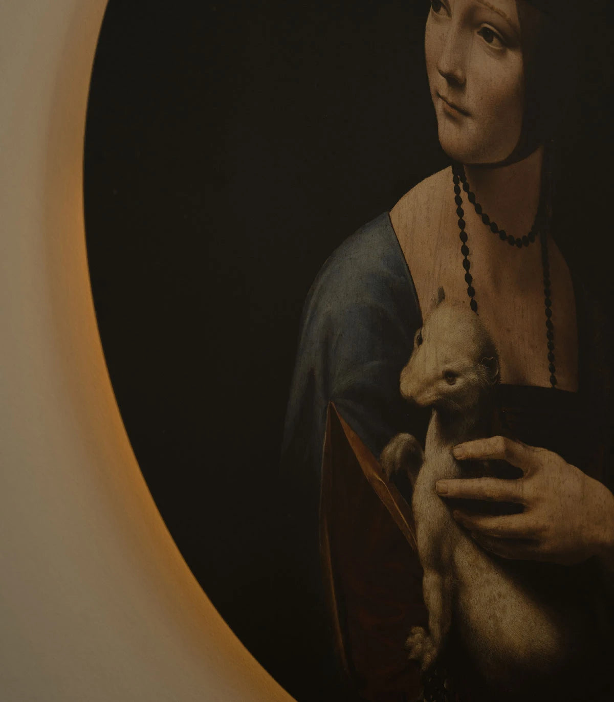 Lampa ścienna DOTS LIGHTING - LADY WITH AN ERMINE czarny