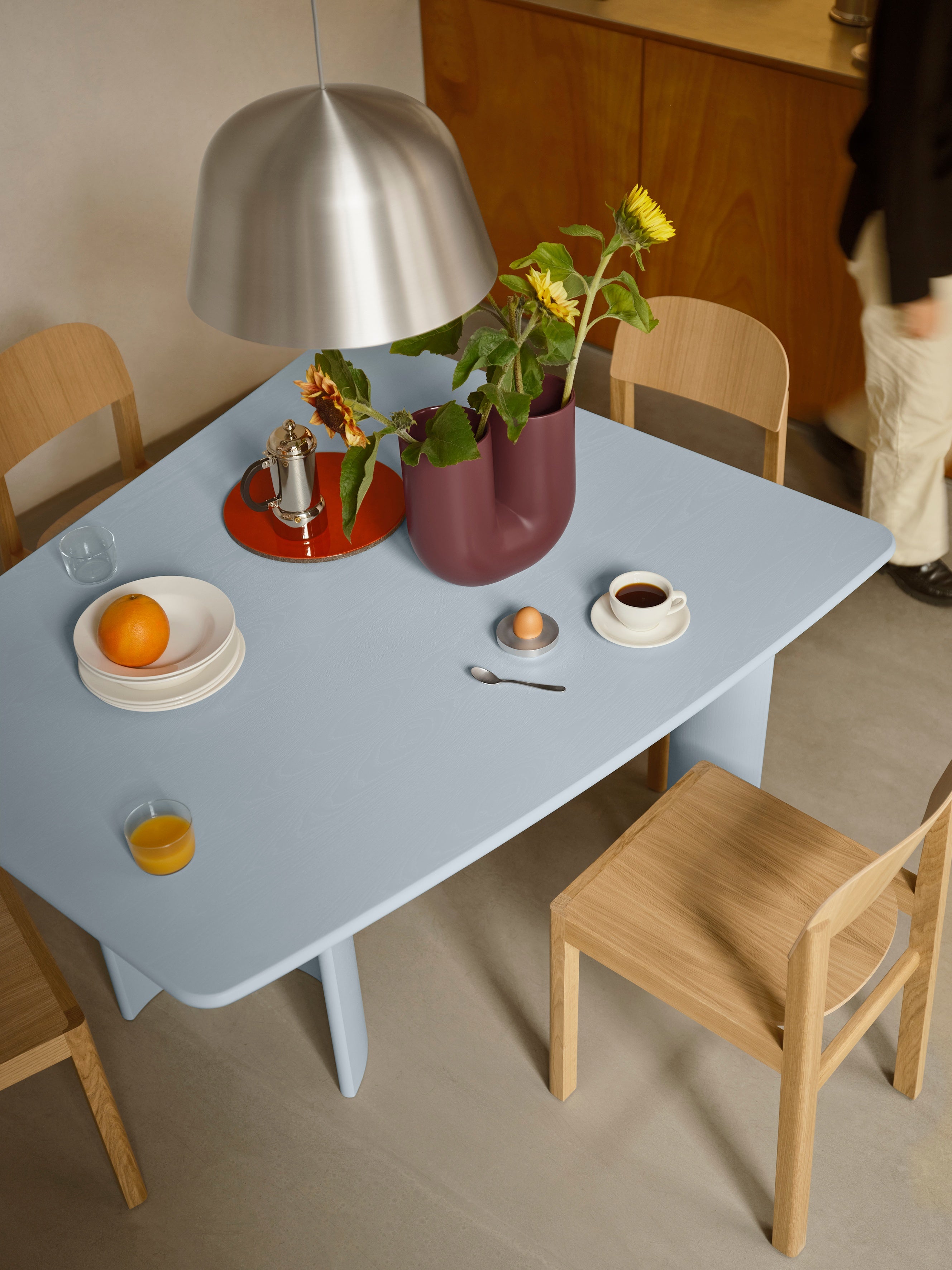 Tisch RE-NORM himmelblau