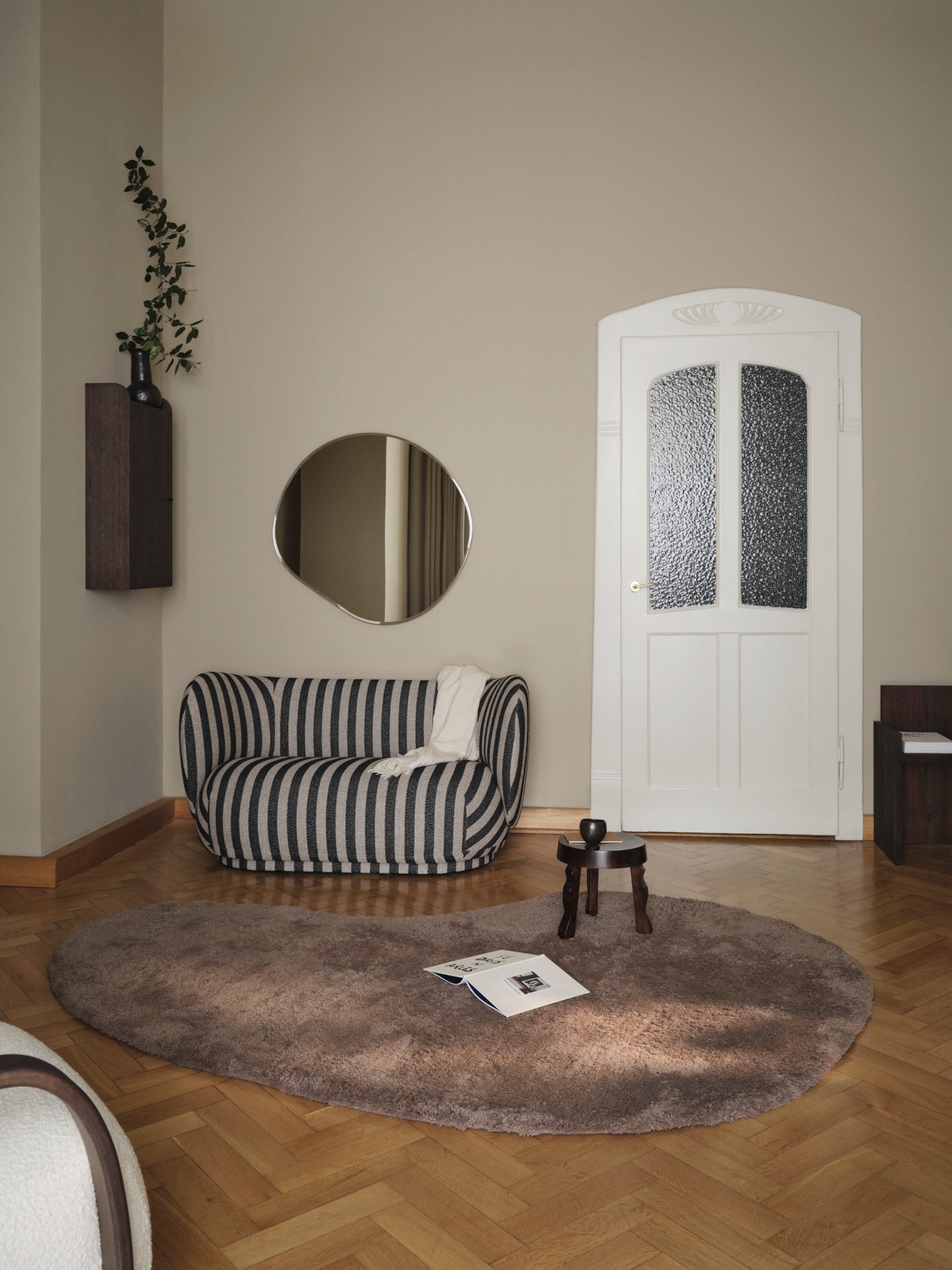 Rico grain 2-person sofa beige