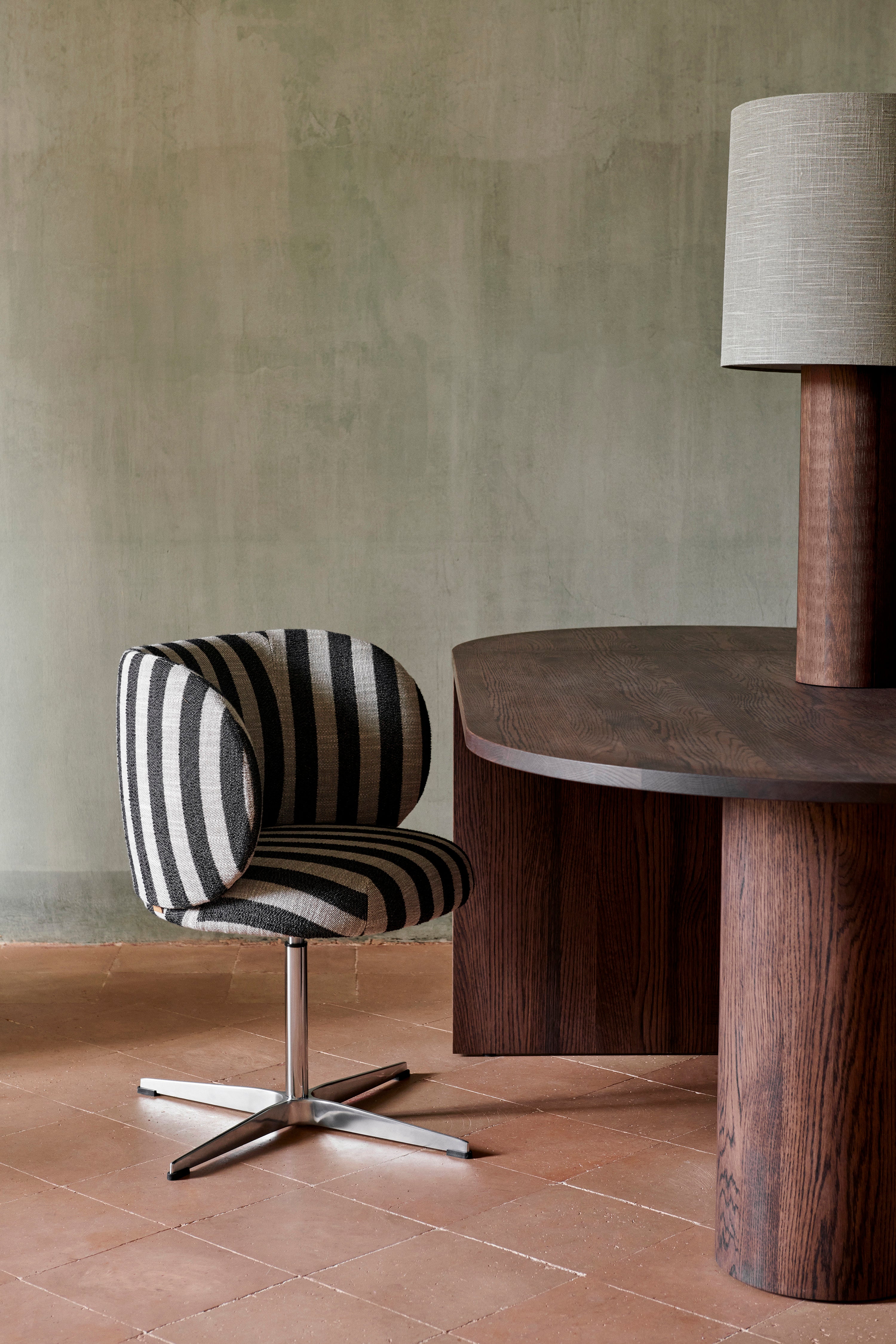 RICO SWIVEL Office Chair Louisiana Sand with Broken White