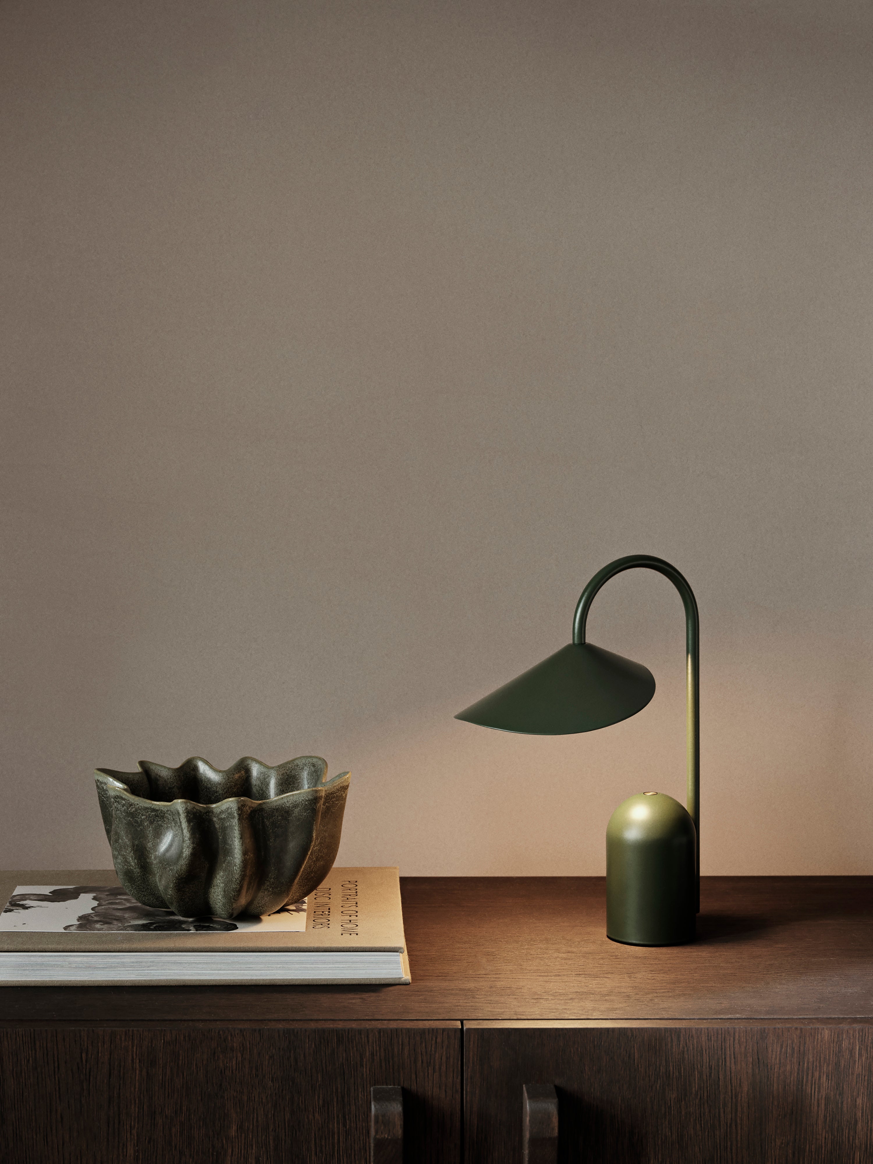 Lampa przenośna ARUM oliwkowy