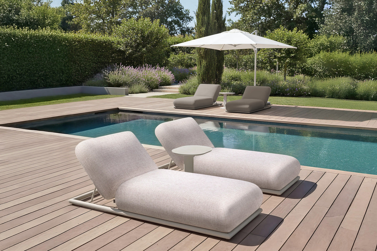 QUINN Gray Beige Outdoor Side Table