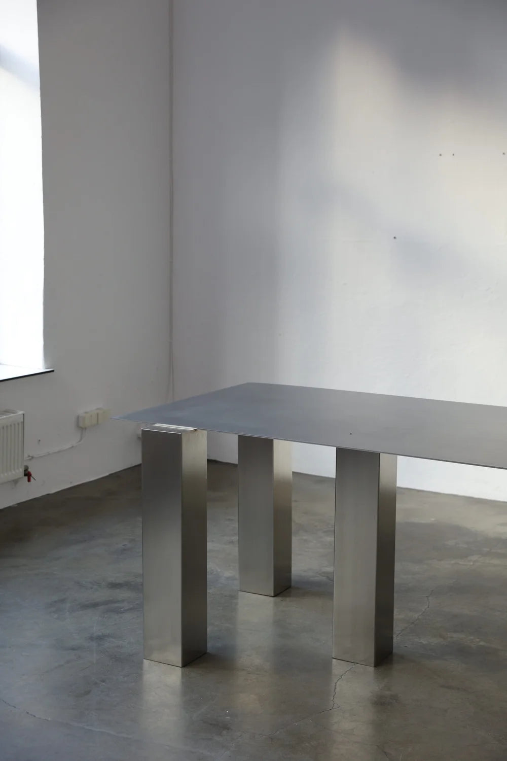 ATRIUM Steel Desk