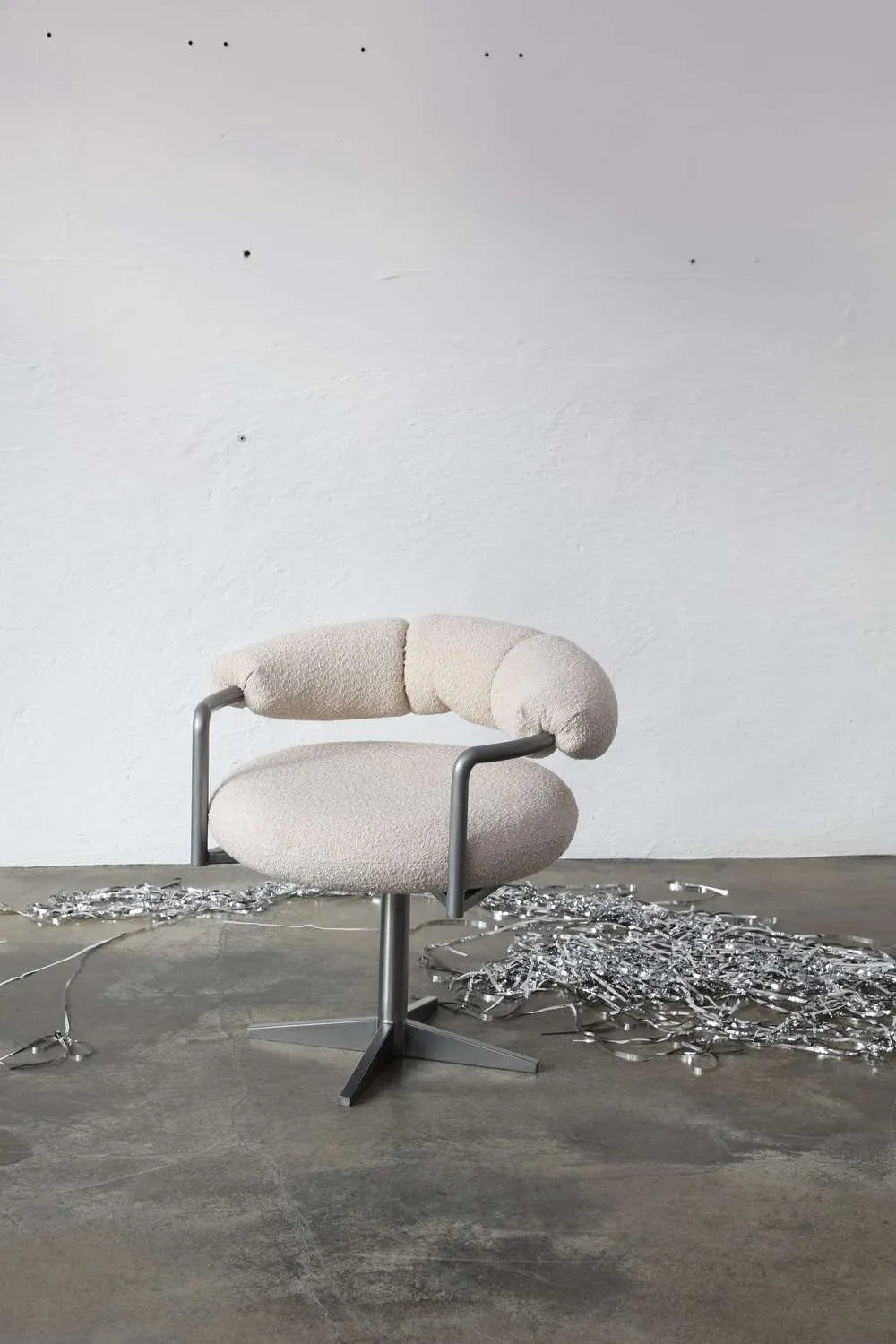 CROISSANT upholstered swivel chair