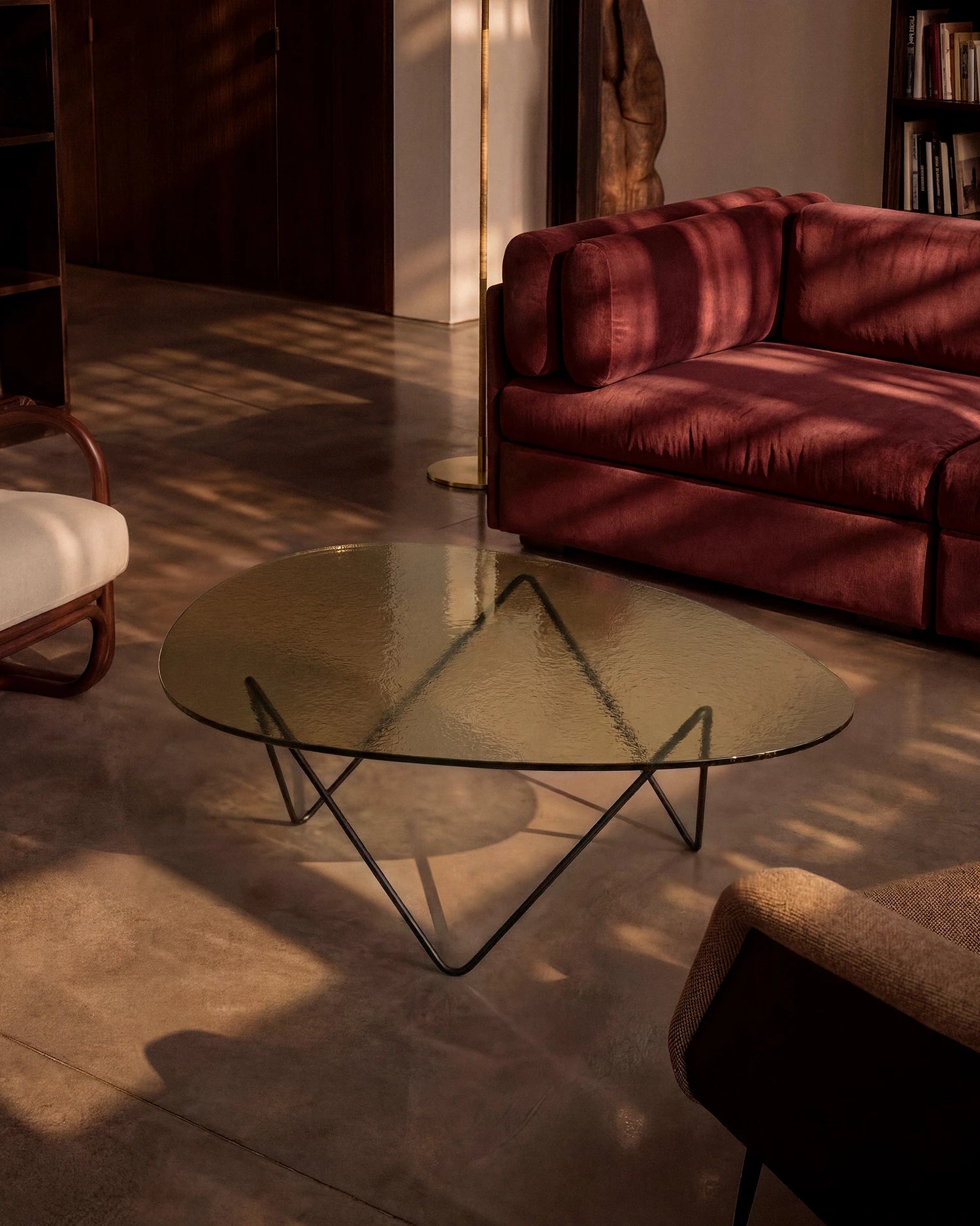 PEDRERA Coffee Table with Brown Glass and Black Base