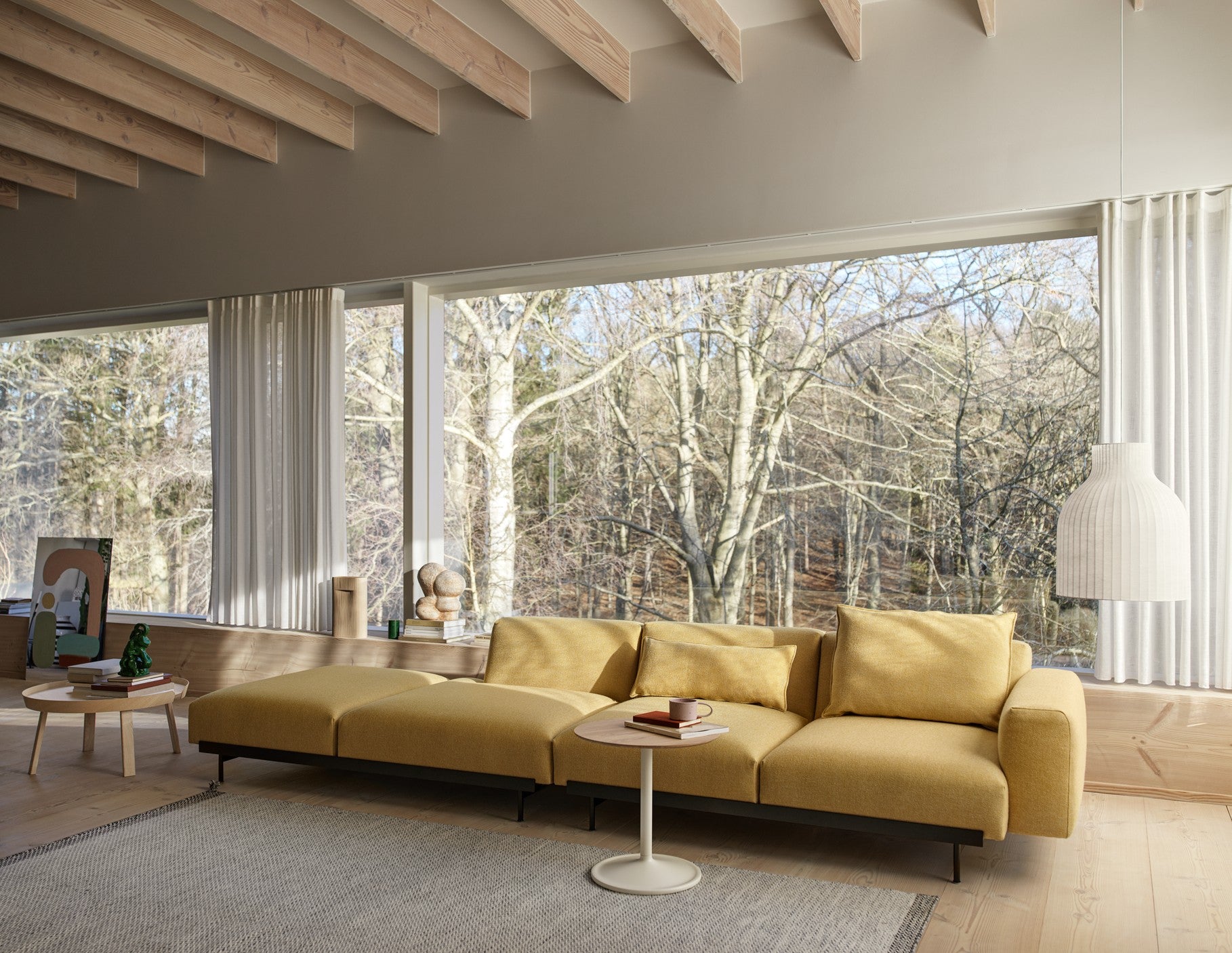 Couchtisch AROUND aus Eichenholz