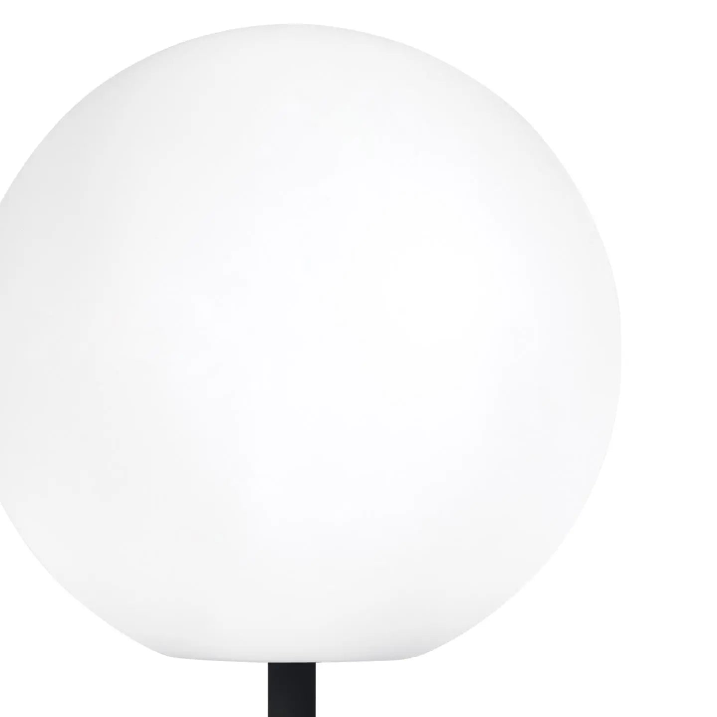 Lampa stołowa zewnętrzna akumulatorowa DINESH czarny na taras i do ogrodu – Kave Home