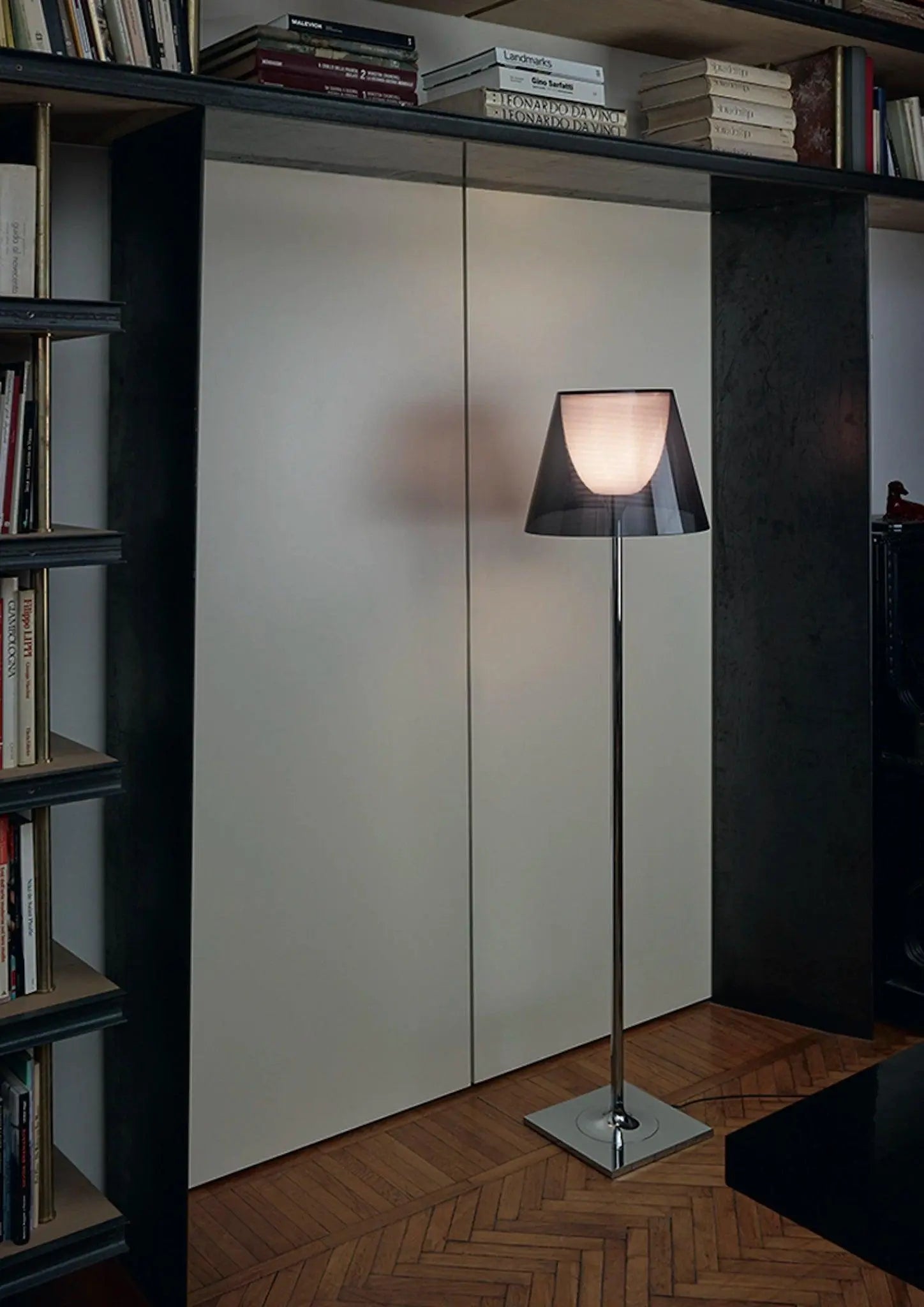 Lampa podłogowa KTRIBE czarny – Flos