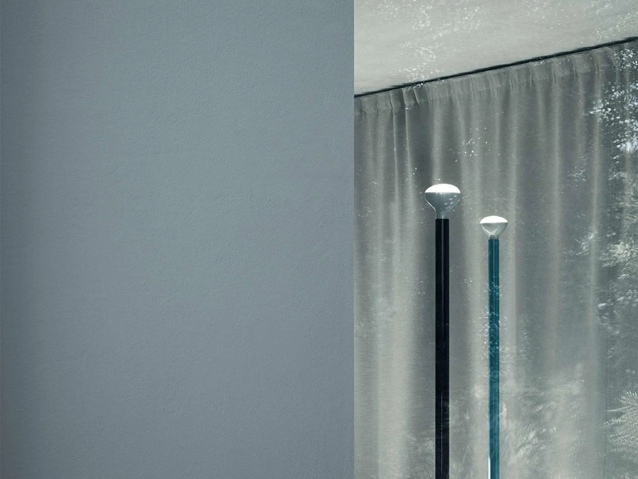 Lampa podłogowa LUMINATOR antracytowy – Flos