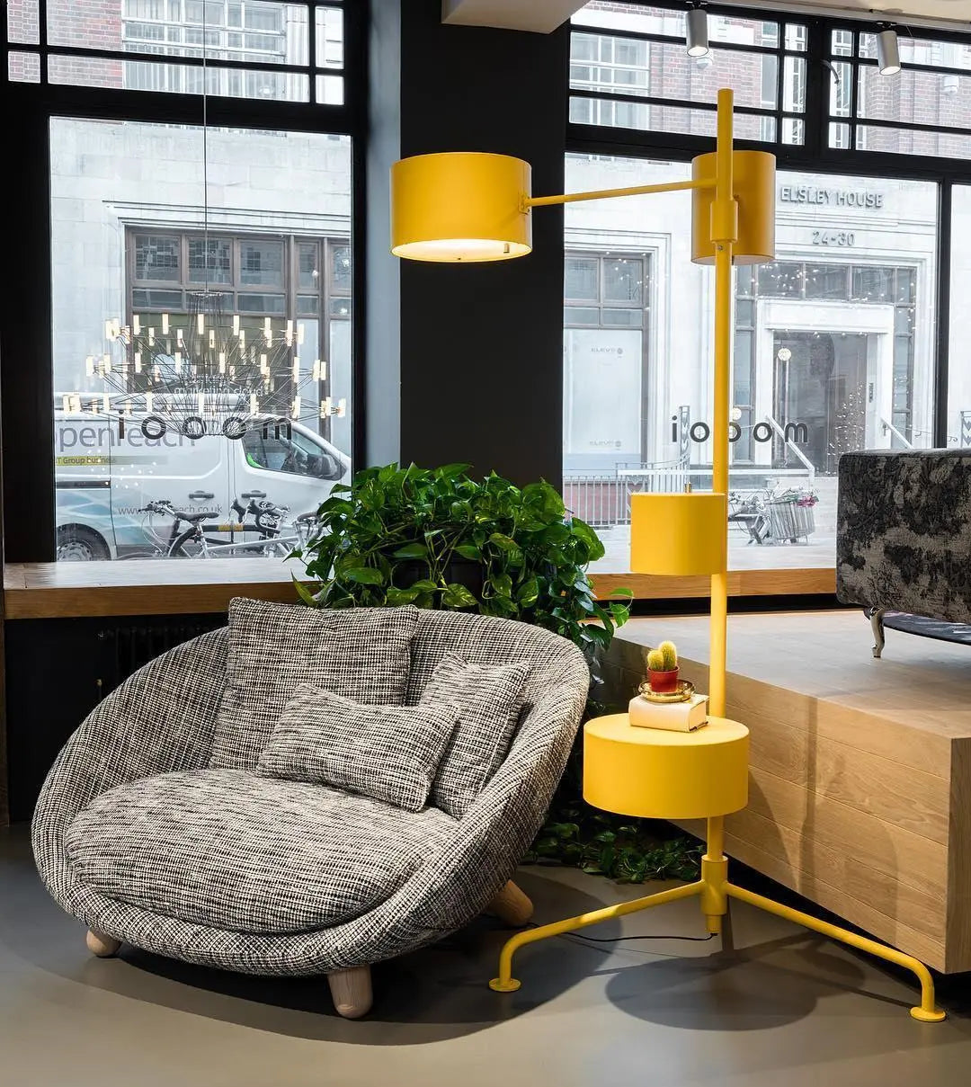 Lampa podłogowa STATISTOCRAT ochra – Moooi