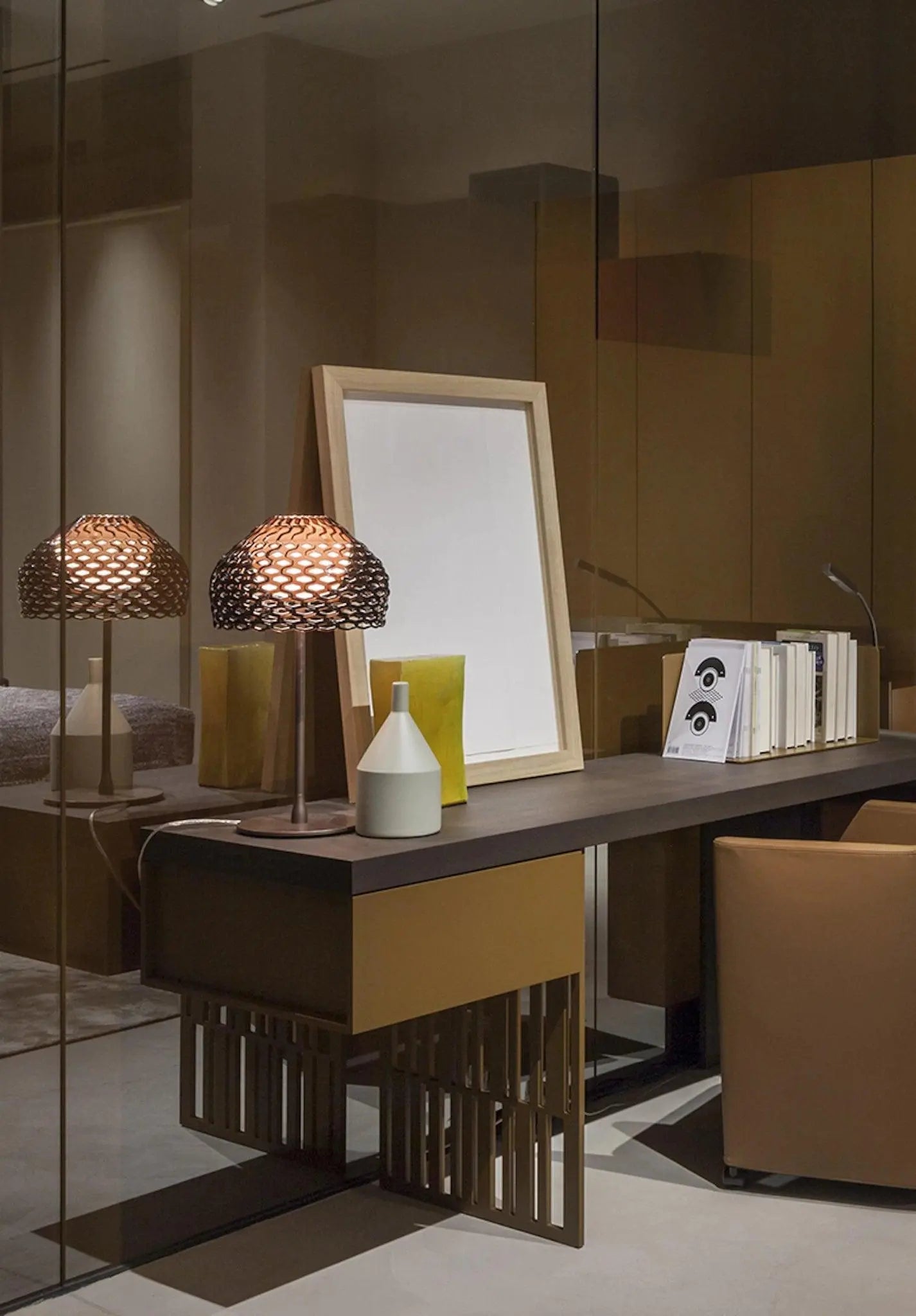 Lampa stołowa TATOU szary – Flos
