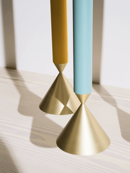 Lampa wisząca APOLLO niebieski z mosiężnym wykończeniem Pholc 39 cm Eye on Design