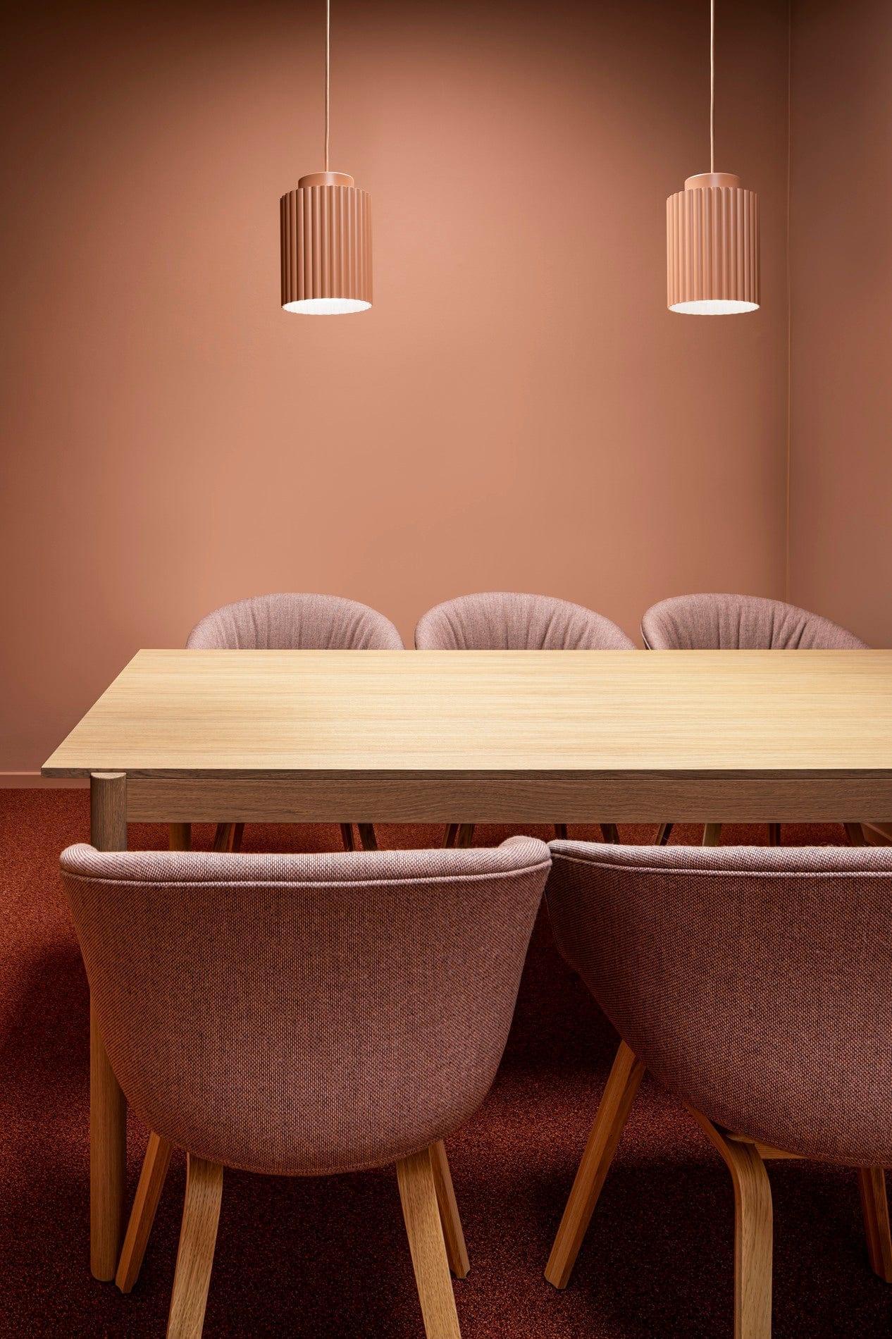 Lampa wisząca DONNA różowy Pholc Eye on Design