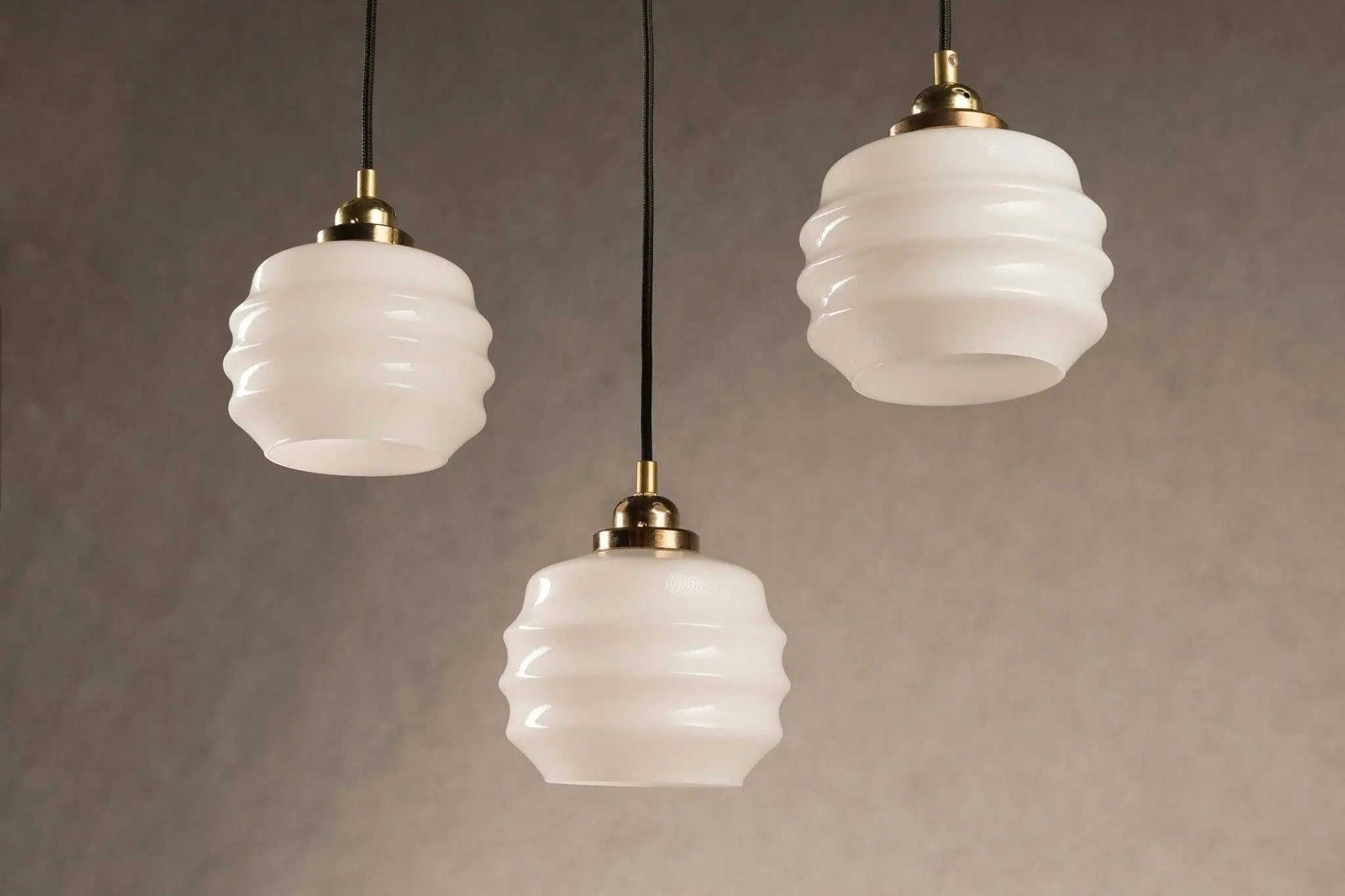 Lampa wisząca MAŁY UL mosiężny – mosiądz, Embassy Interiors