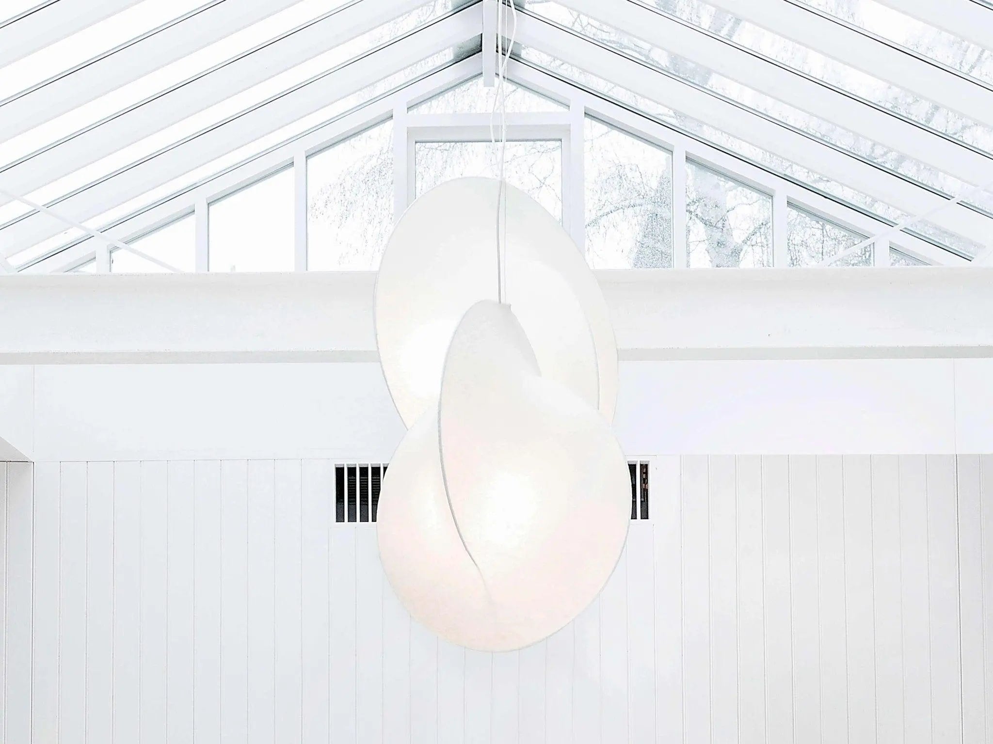 Lampa wisząca OVERLAP biały, marka Flos
