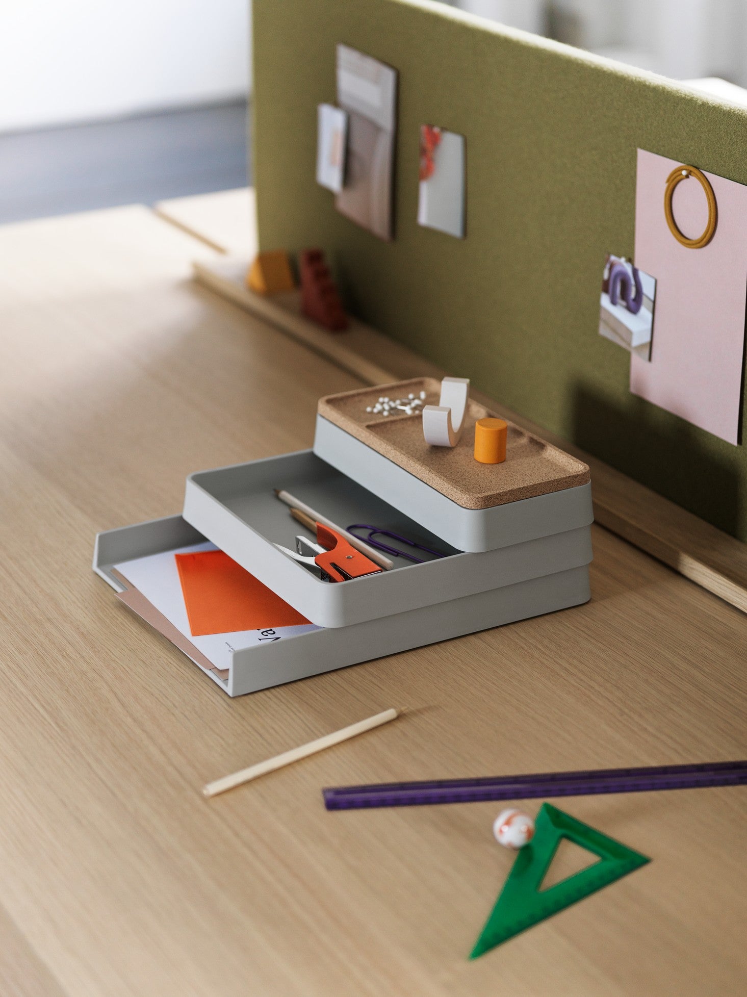 Bürotisch LINEAR SYSTEM HIGH Eichenfurnier