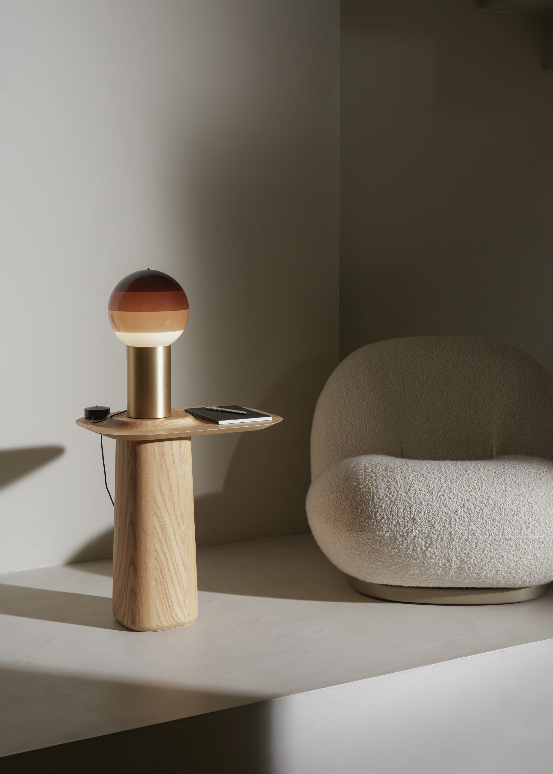 DIPPING chocolate table lamp with a gold base