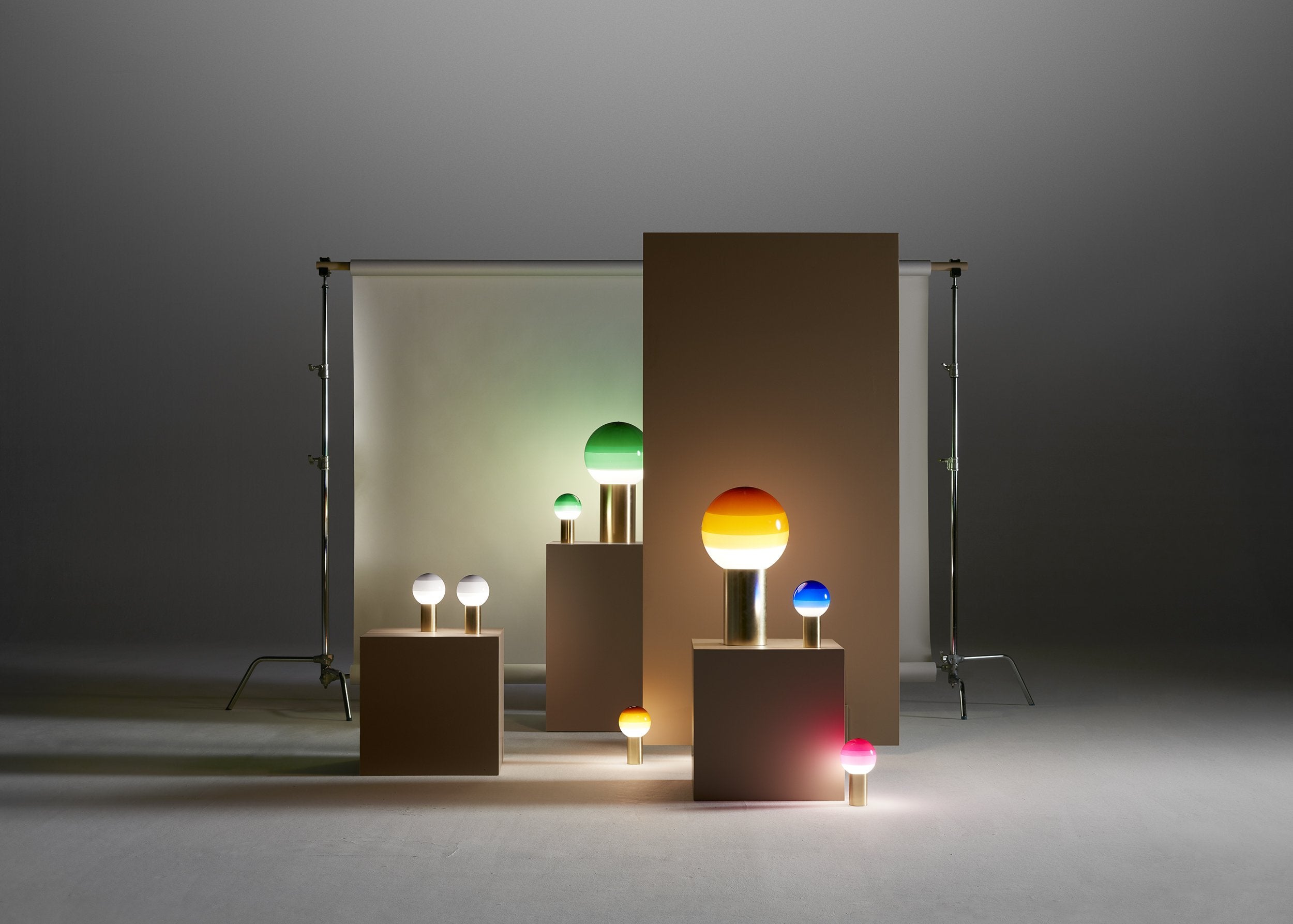 Lampa stołowa DIPPING zielony ze złotą podstawą