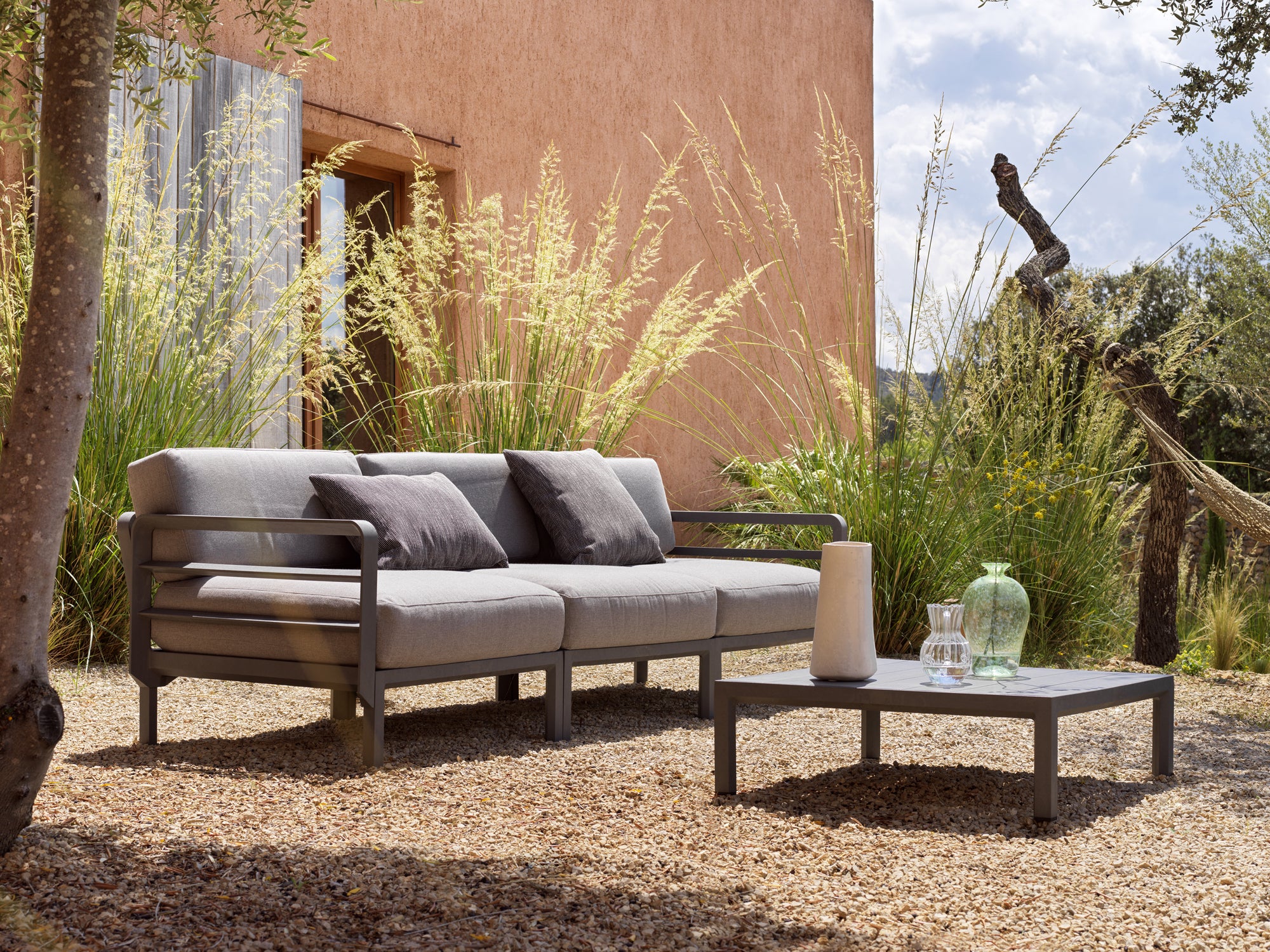MAXIMO 5 Pearl Modular Outdoor Corner Sofa with Graphite Base