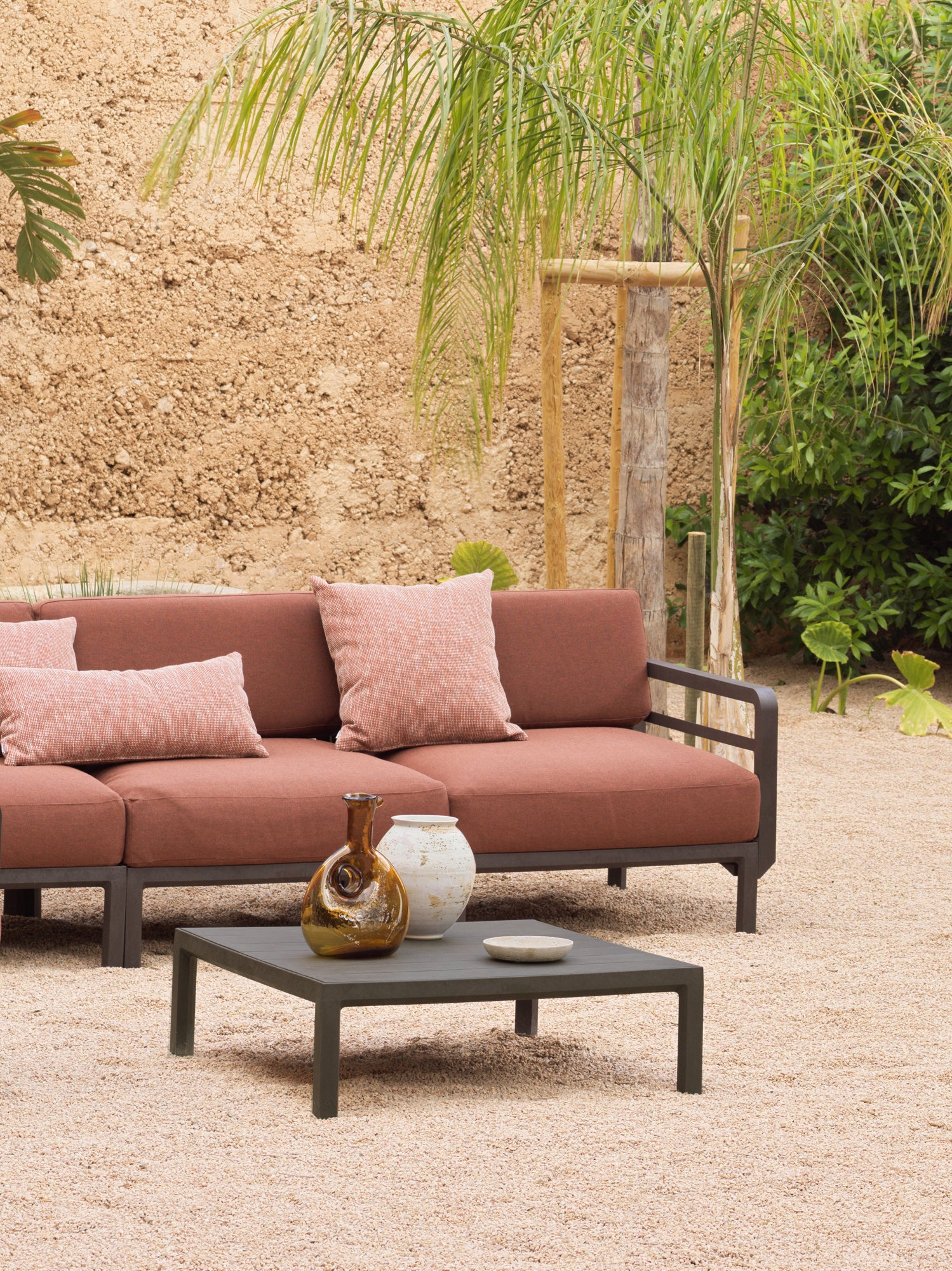 Modularer Außen-Ecksofa MAXIMO 5 grau mit braunem Gestell