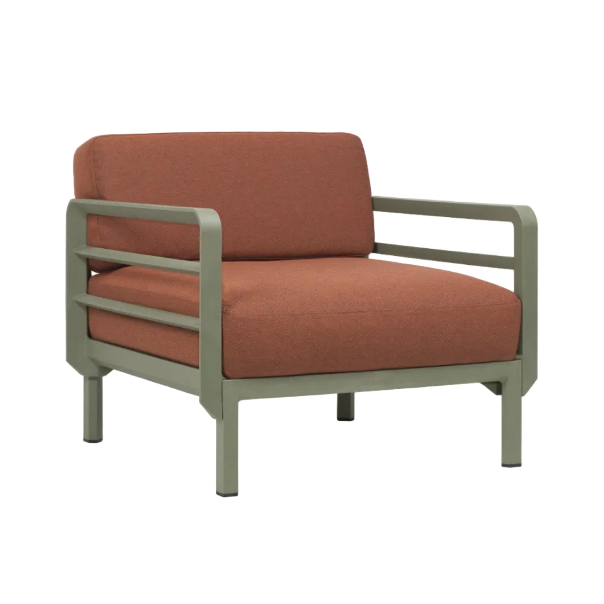 MAXIMO Outdoor Armchair in Cinnamon with Green Base