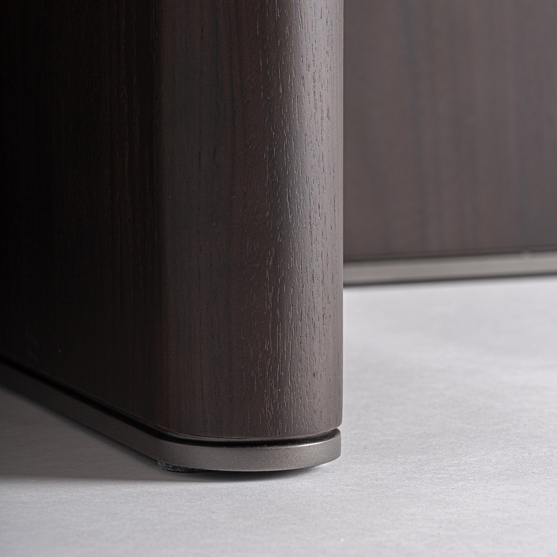 Couchtisch BRANSBY dunkles Eschenholz mit Glasplatte
