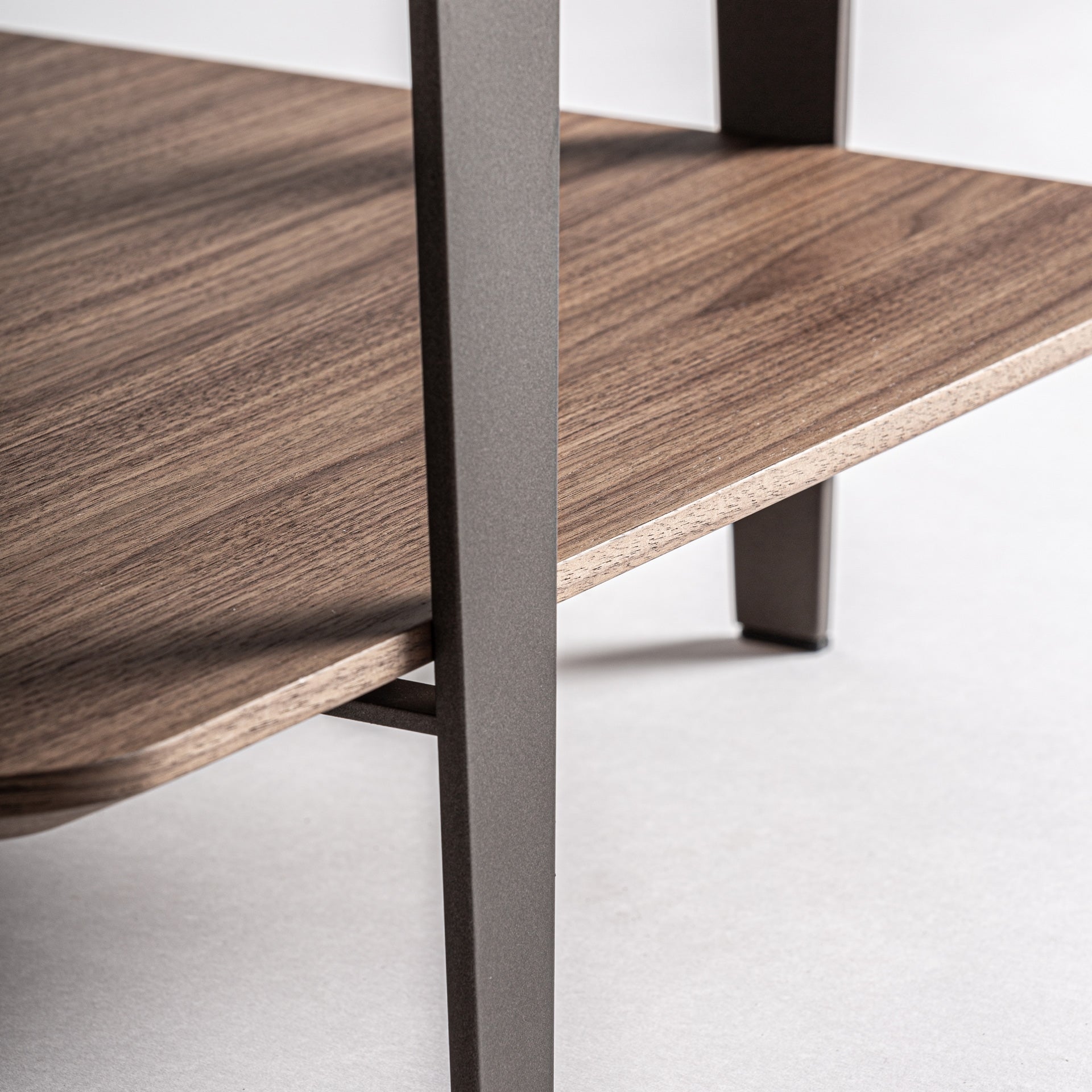 GEHOFEN Coffee Table in Ash Wood with Glass Top