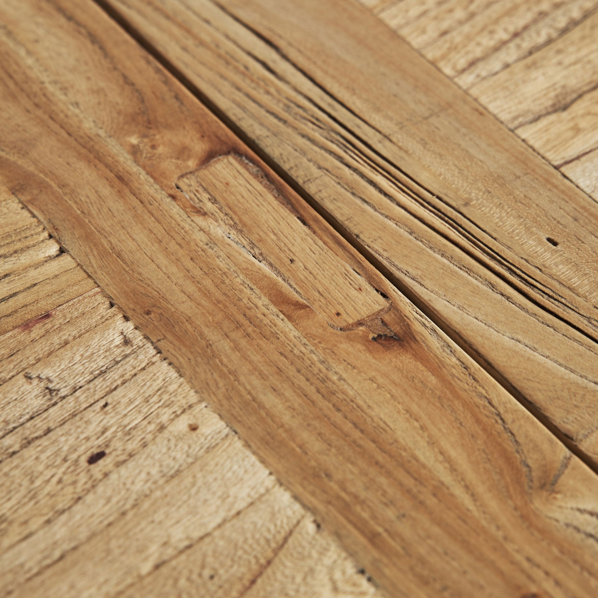 Extendable Table BERCA Recycled Ash Wood