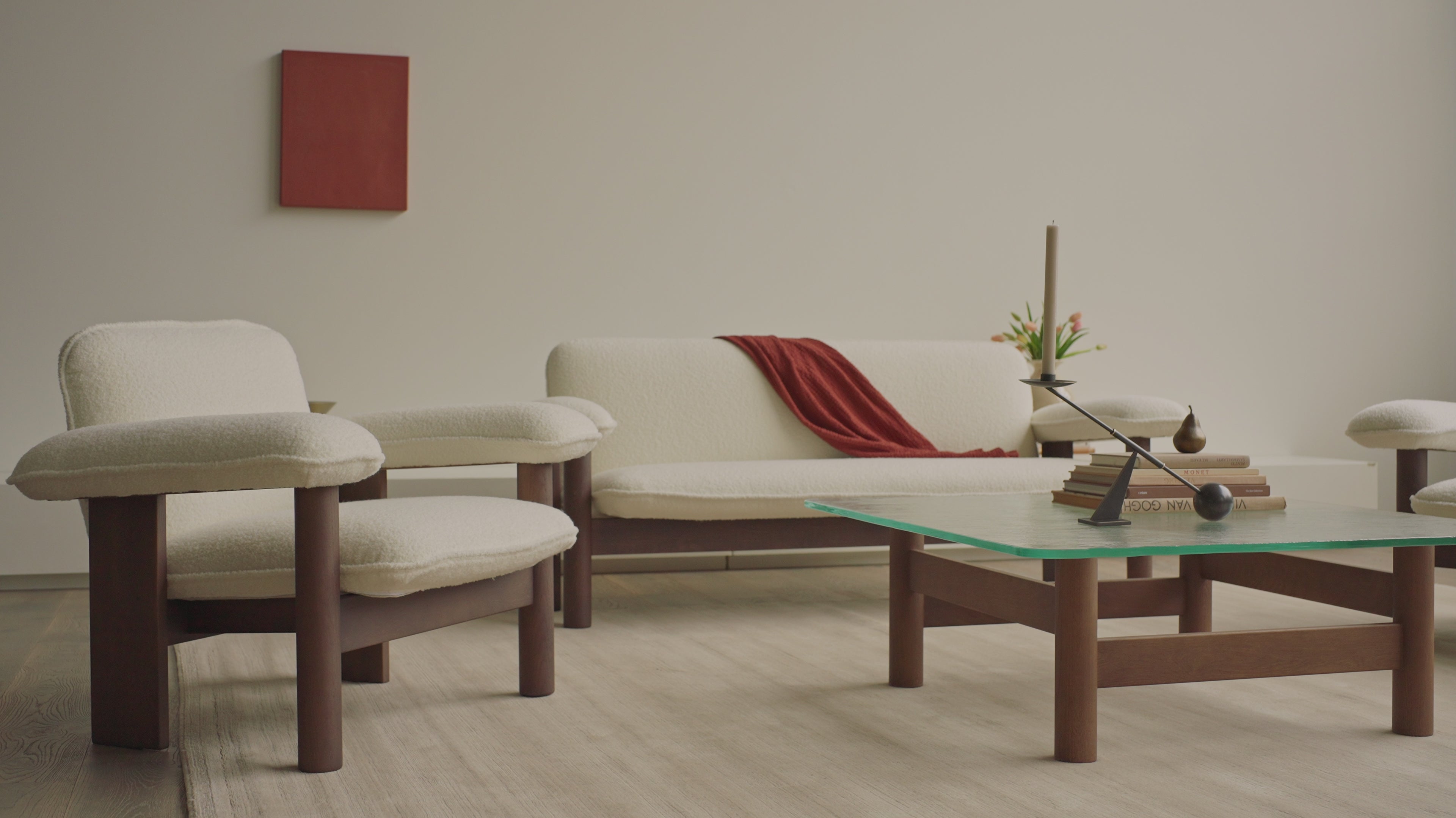 BRASILIA Armchair brown sheep leather with walnut base