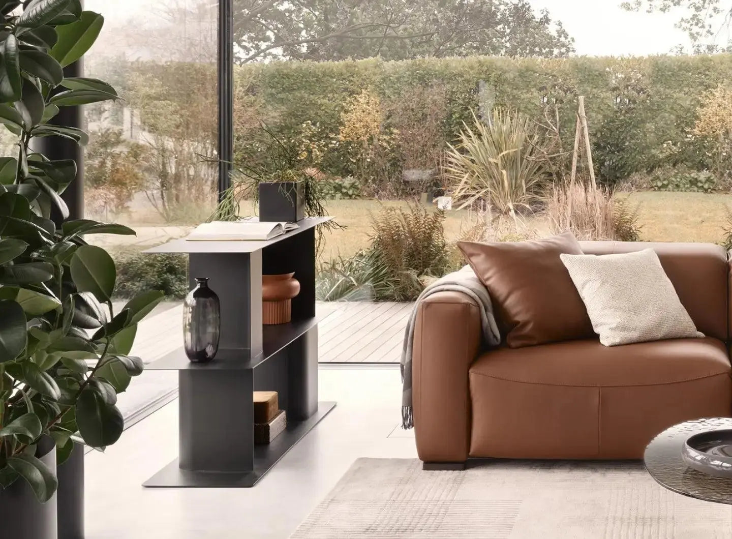 Regał CARV matowy brąz Calligaris Eye on Design