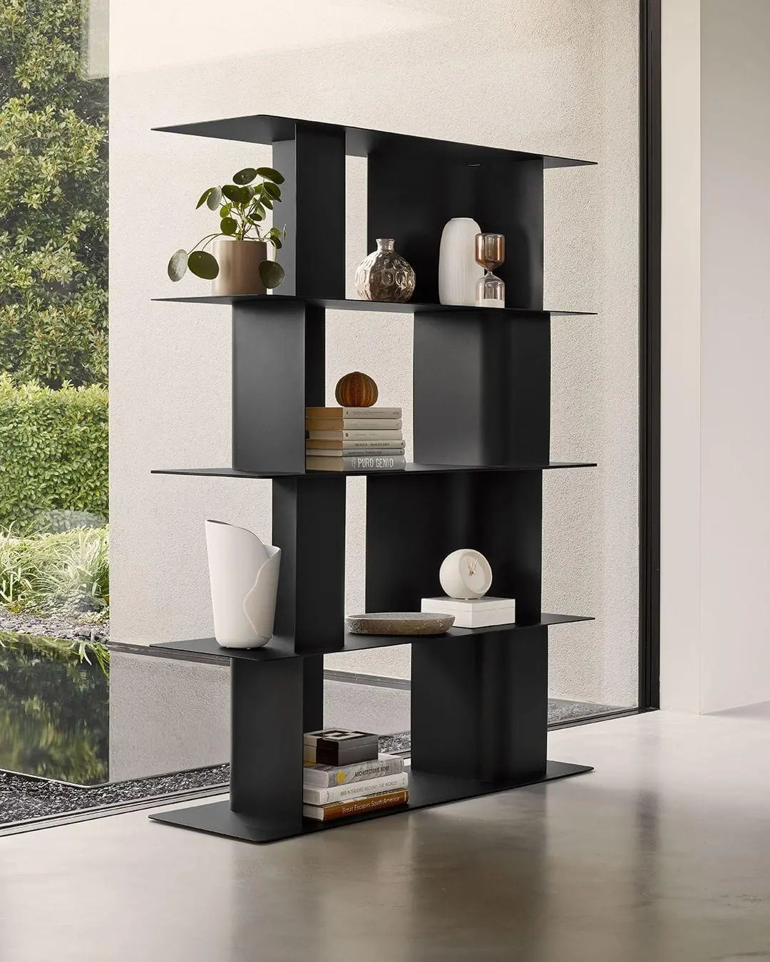 Regał wysoki CARV matowy brąz Calligaris Eye on Design