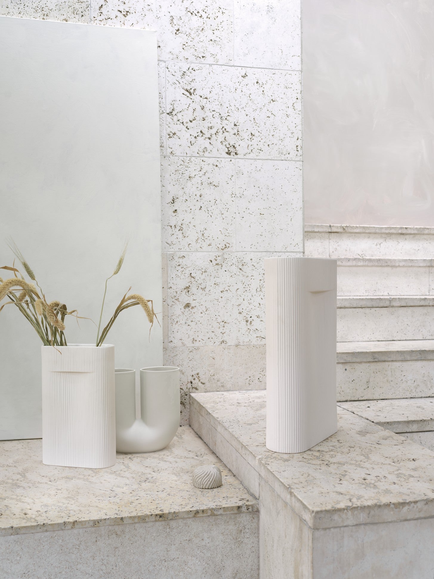 Wazon ceramiczny RIDGE złamana biel