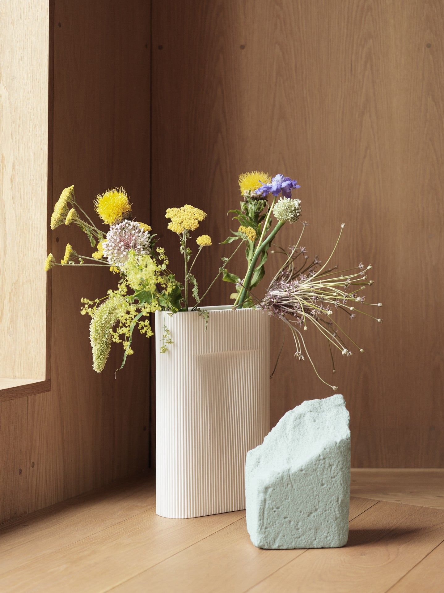 Wazon ceramiczny RIDGE złamana biel