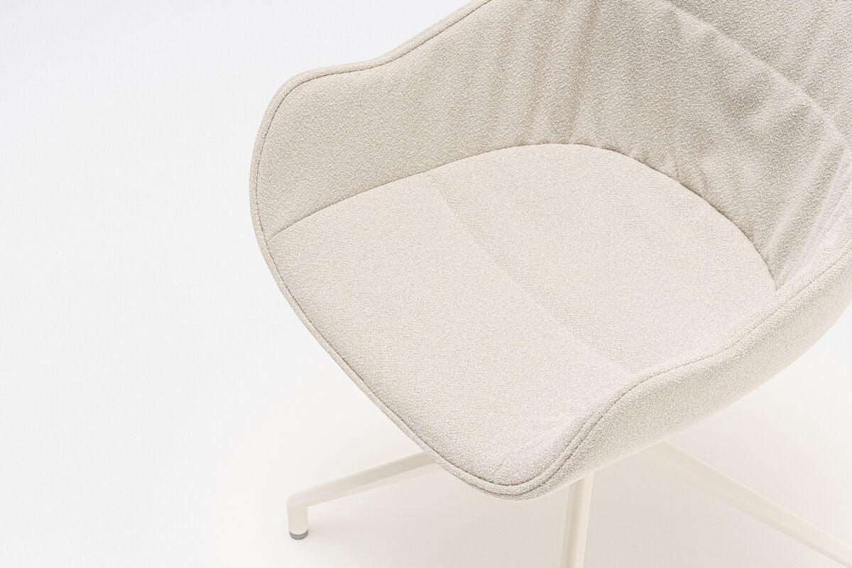 Krzesło obrotowe BALTIC SOFT DUO aluminiowa podstawa z kółkami do twardej powierzchni – .mdd